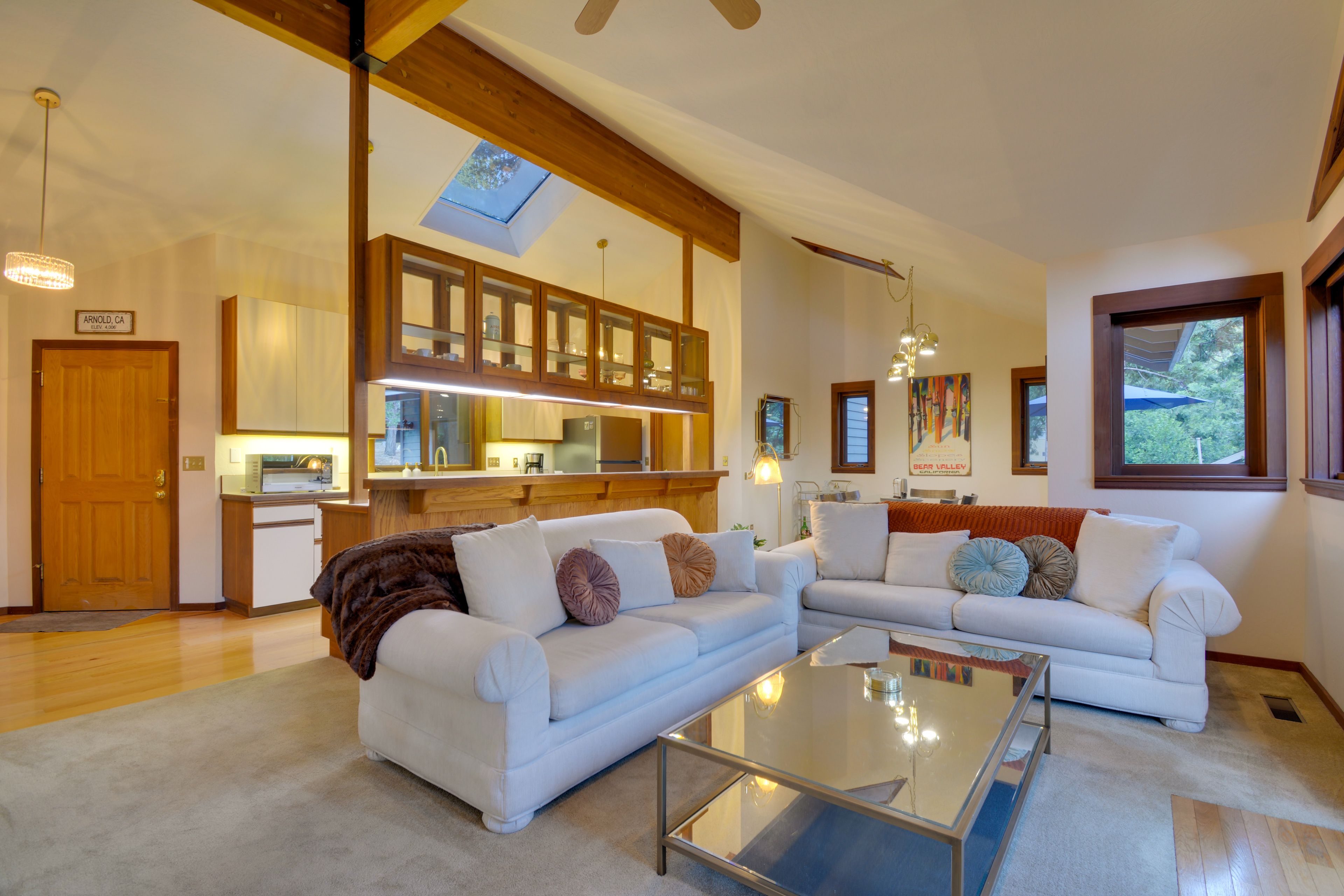 Living Room | Main Level