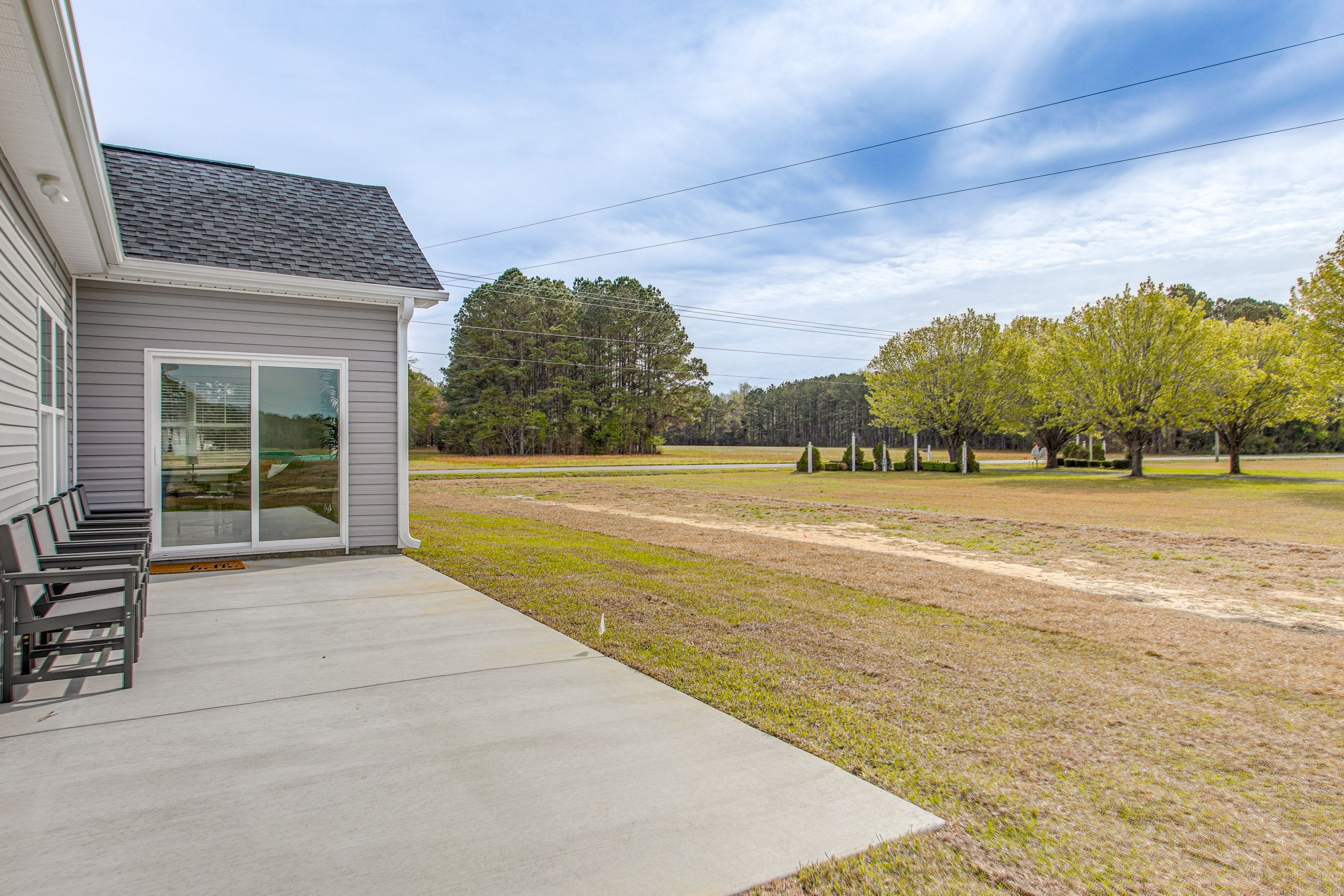 Private Patio & Backyard