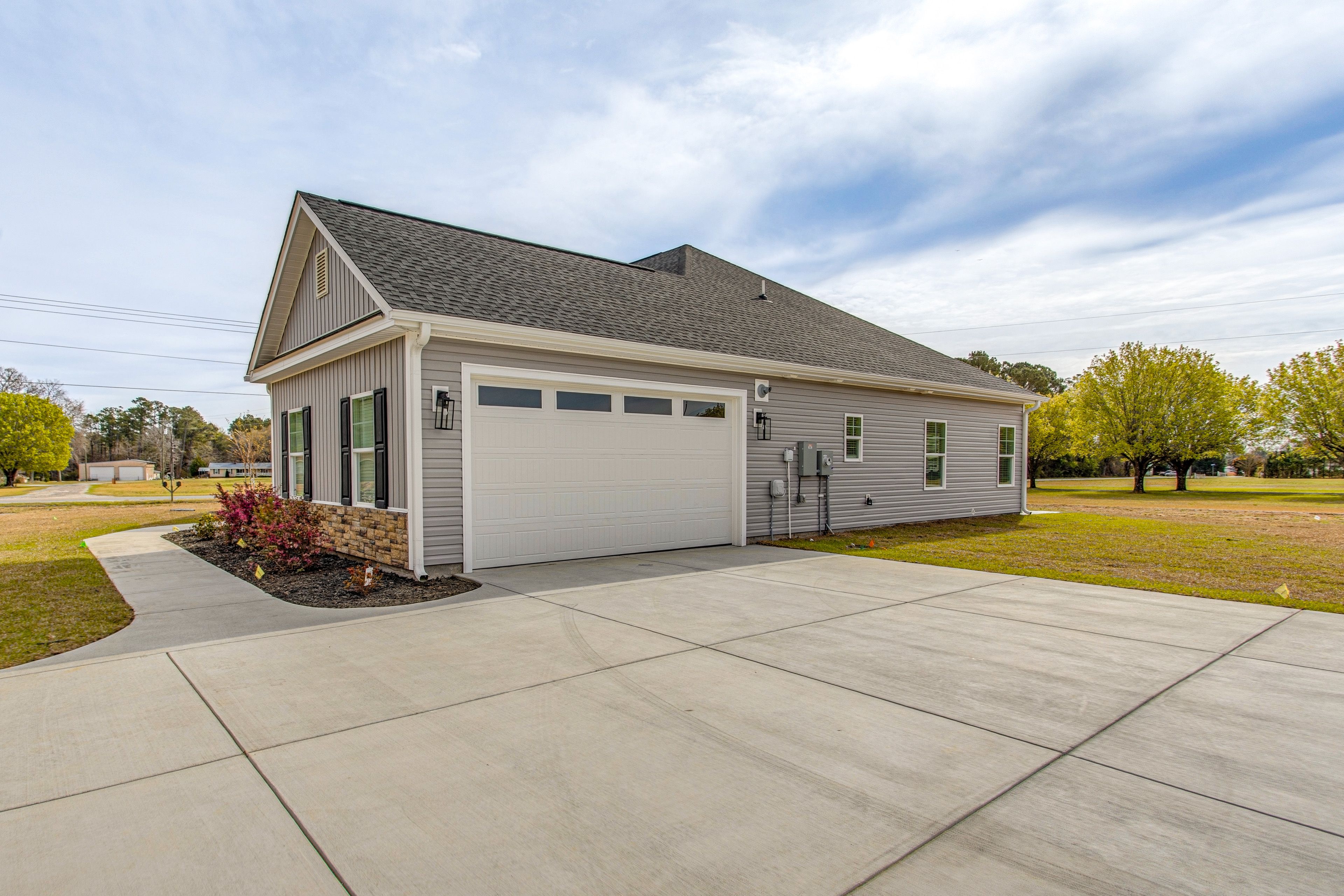 Driveway Parking | 4 Vehicles