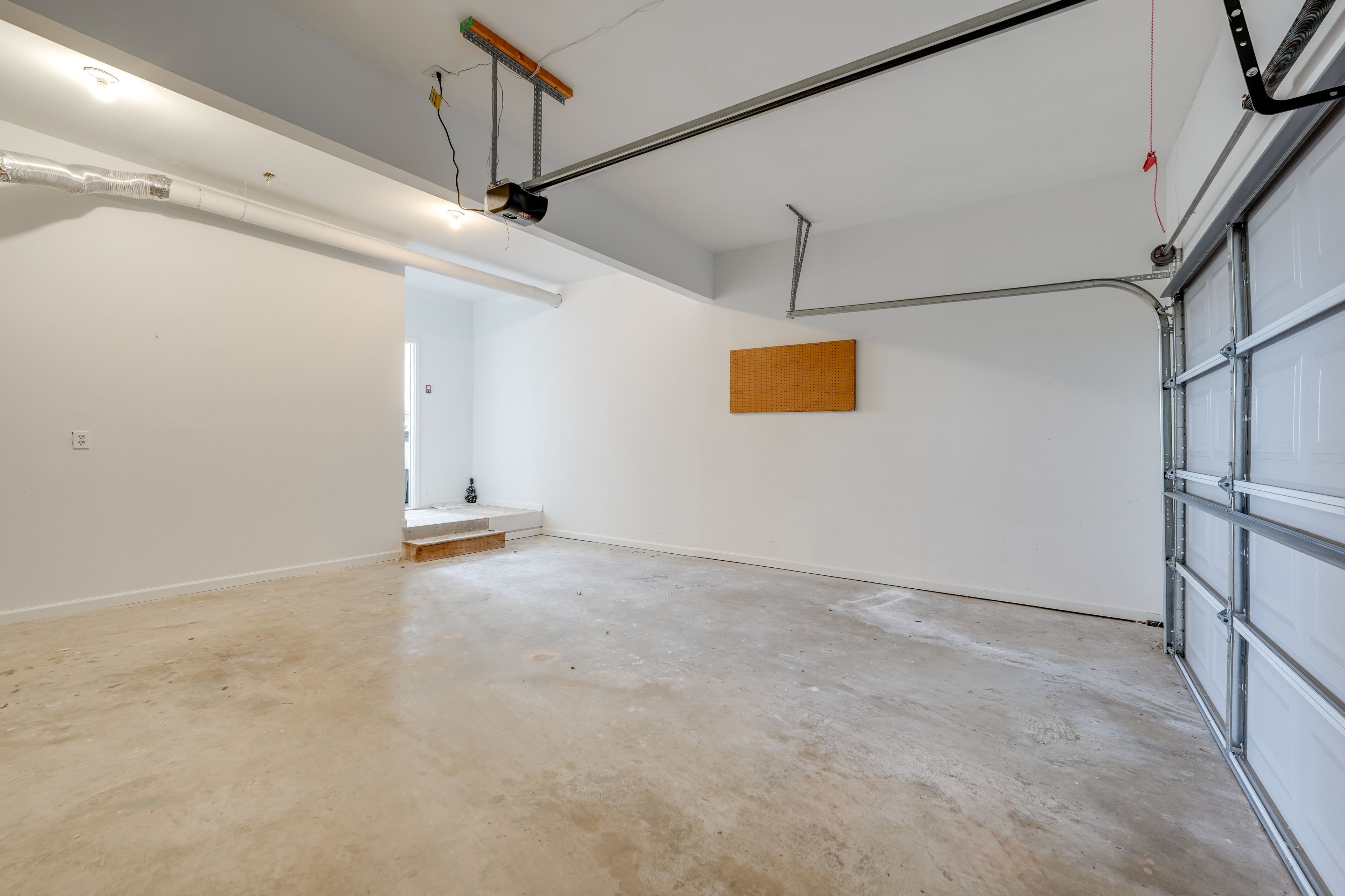 Parking | Garage (2 Vehicles)