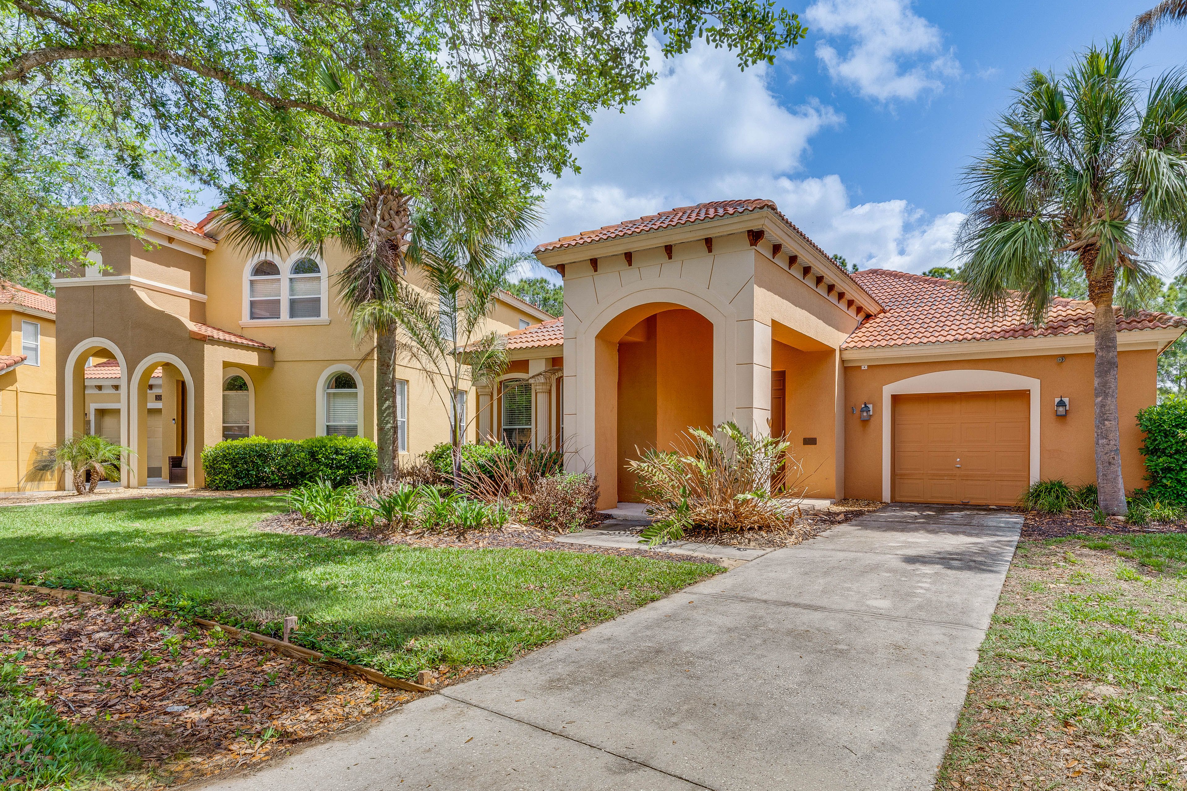 Driveway Parking | 2 Vehicles
