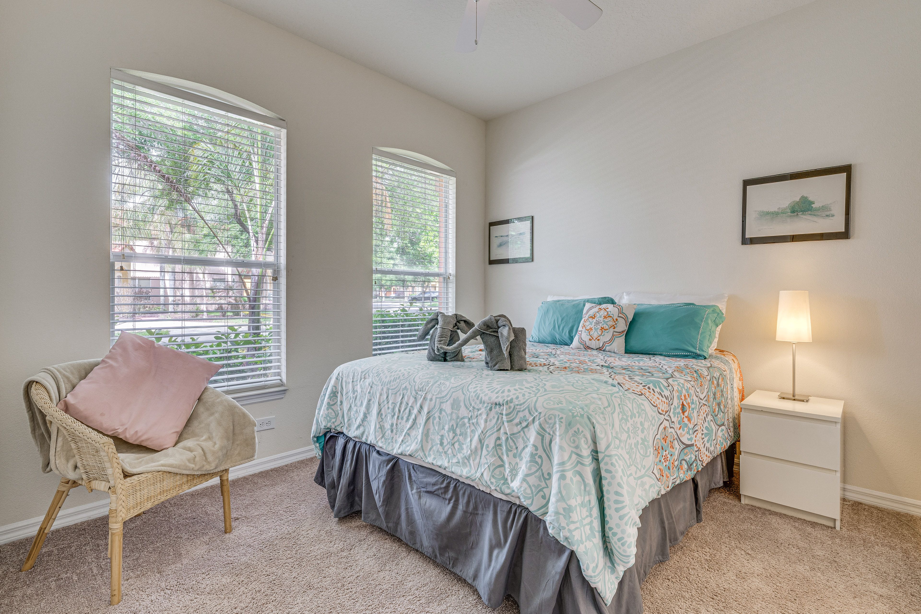 Bedroom 2 | Queen Bed