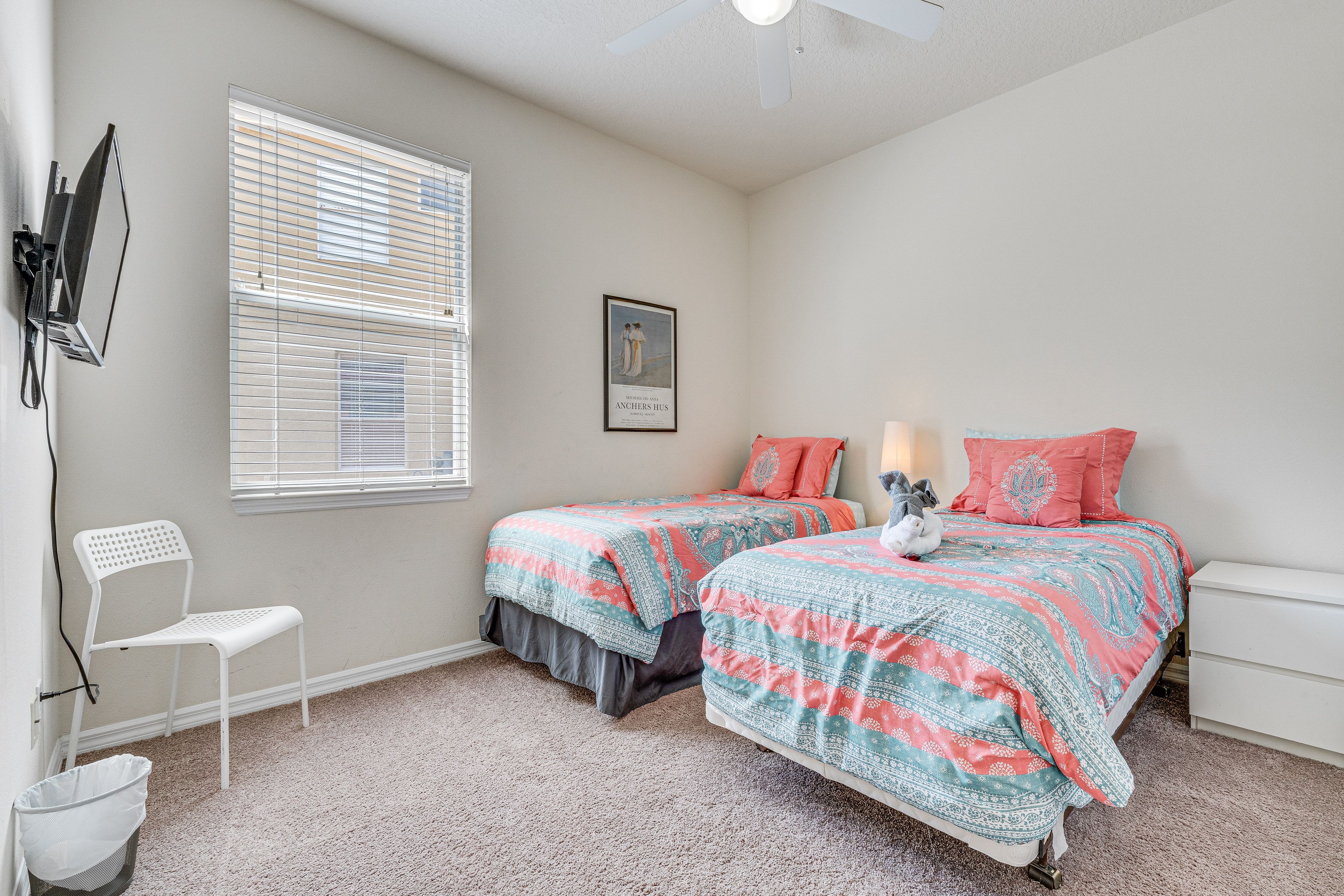 Bedroom 4 | 2 Twin Beds