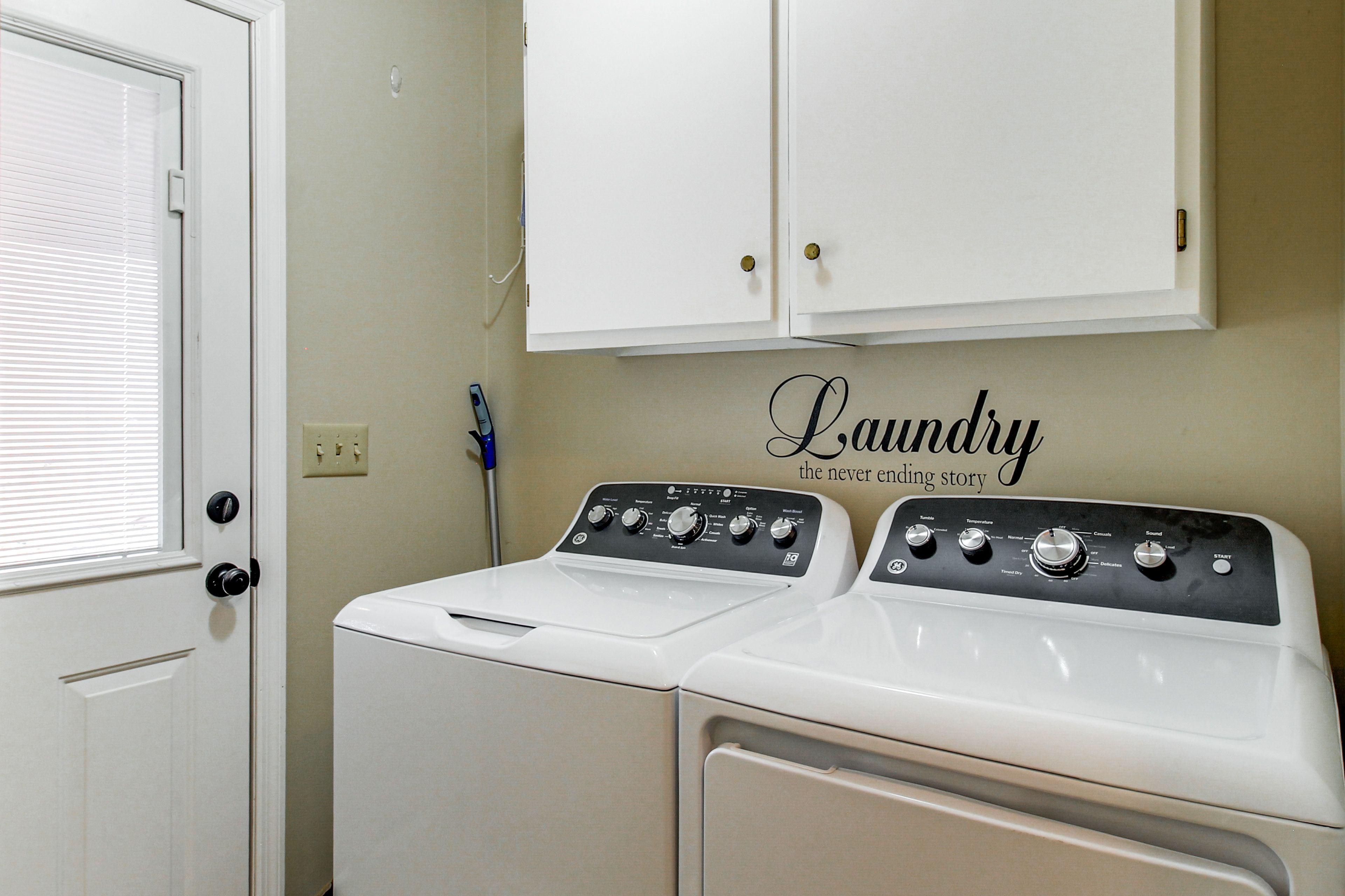 Laundry Room | Main Level