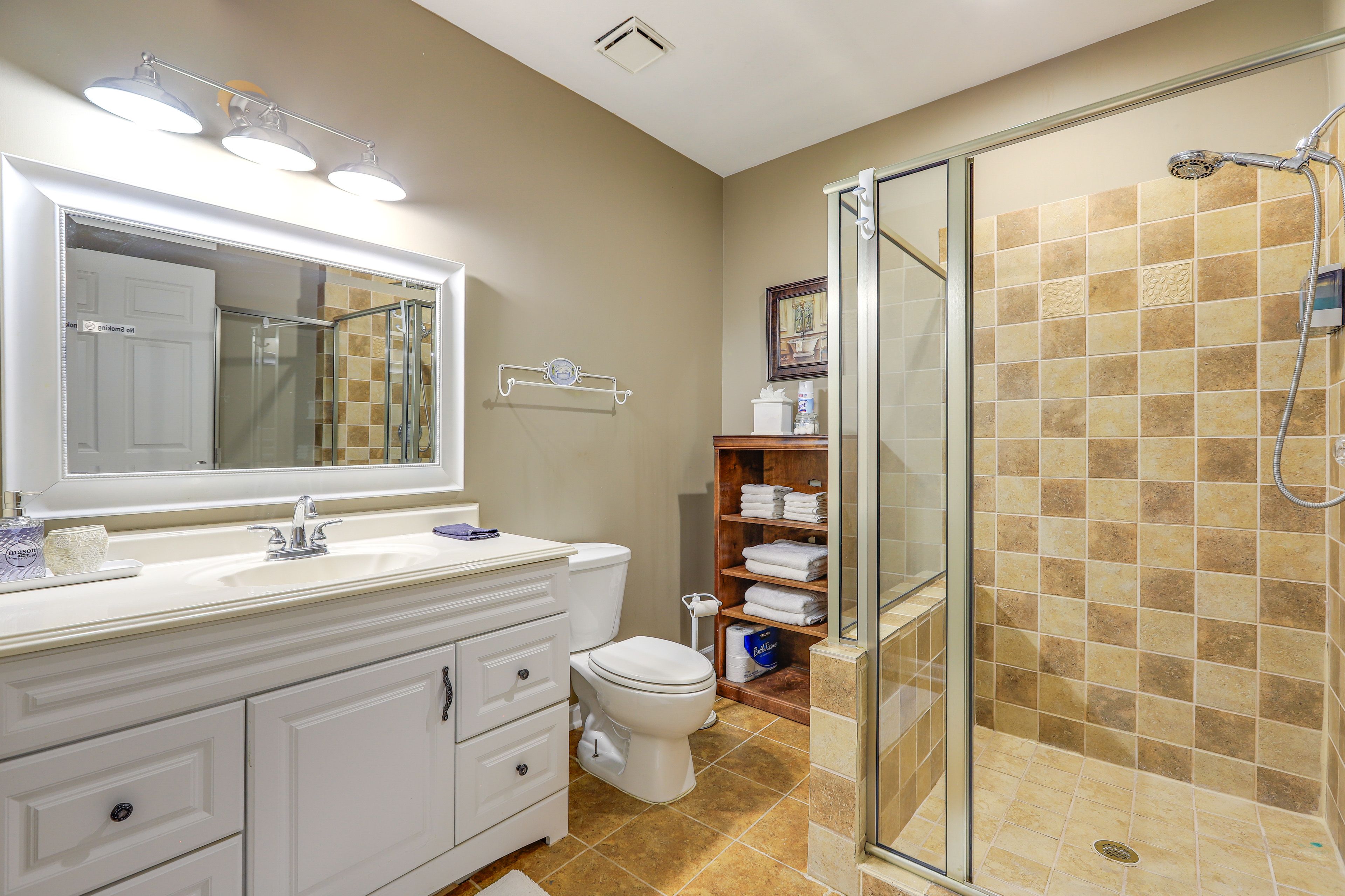 Bathroom | Towels Provided