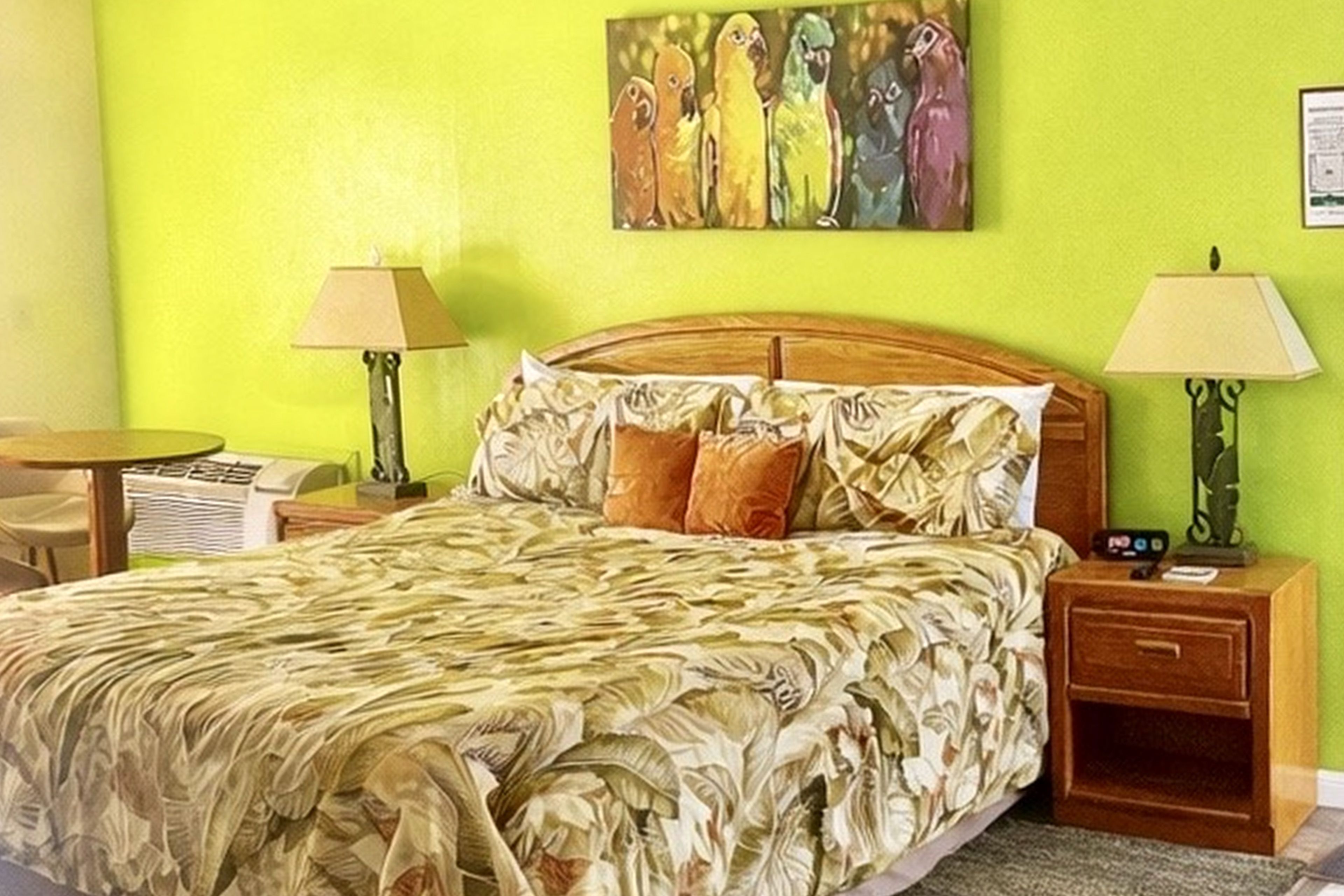 Bedroom 5 | King Bed