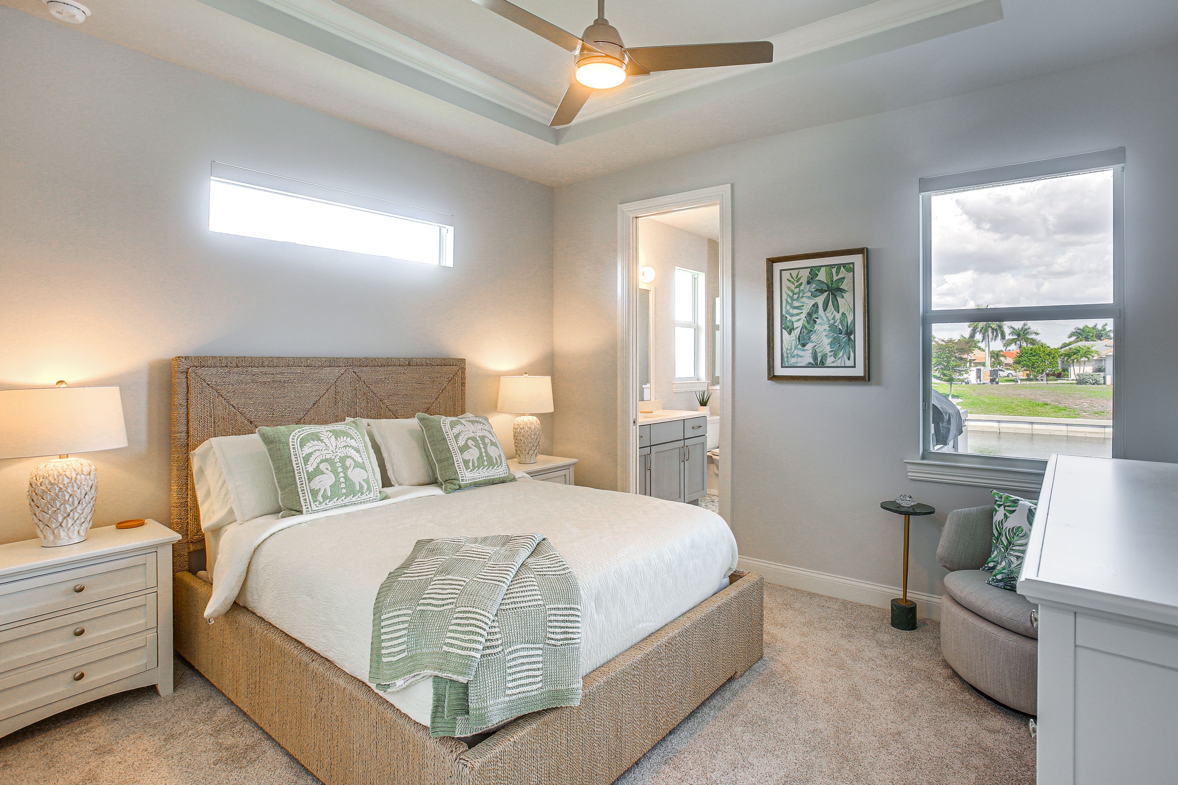 Bedroom 2 | Queen Bed