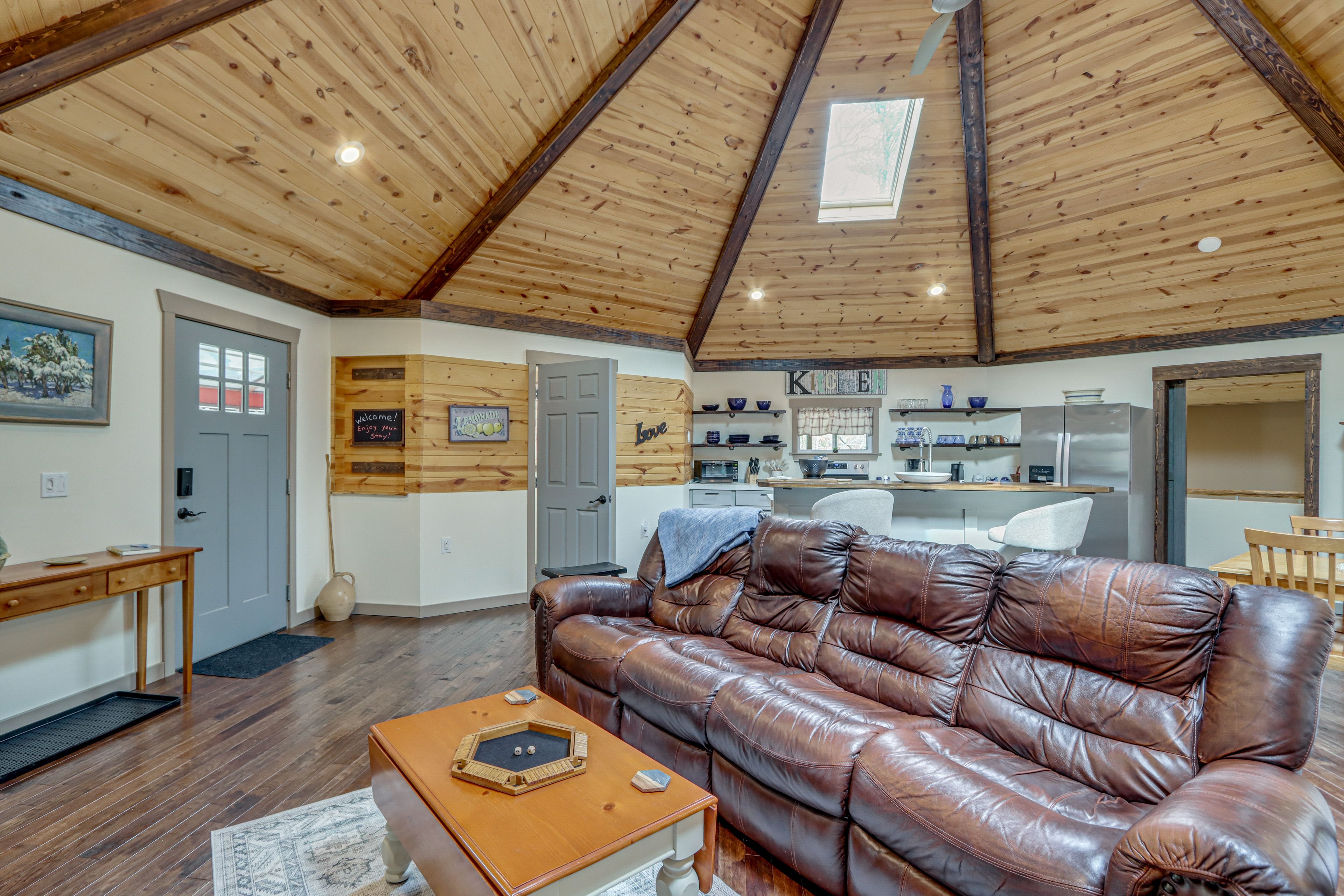 Living Room | Main Level