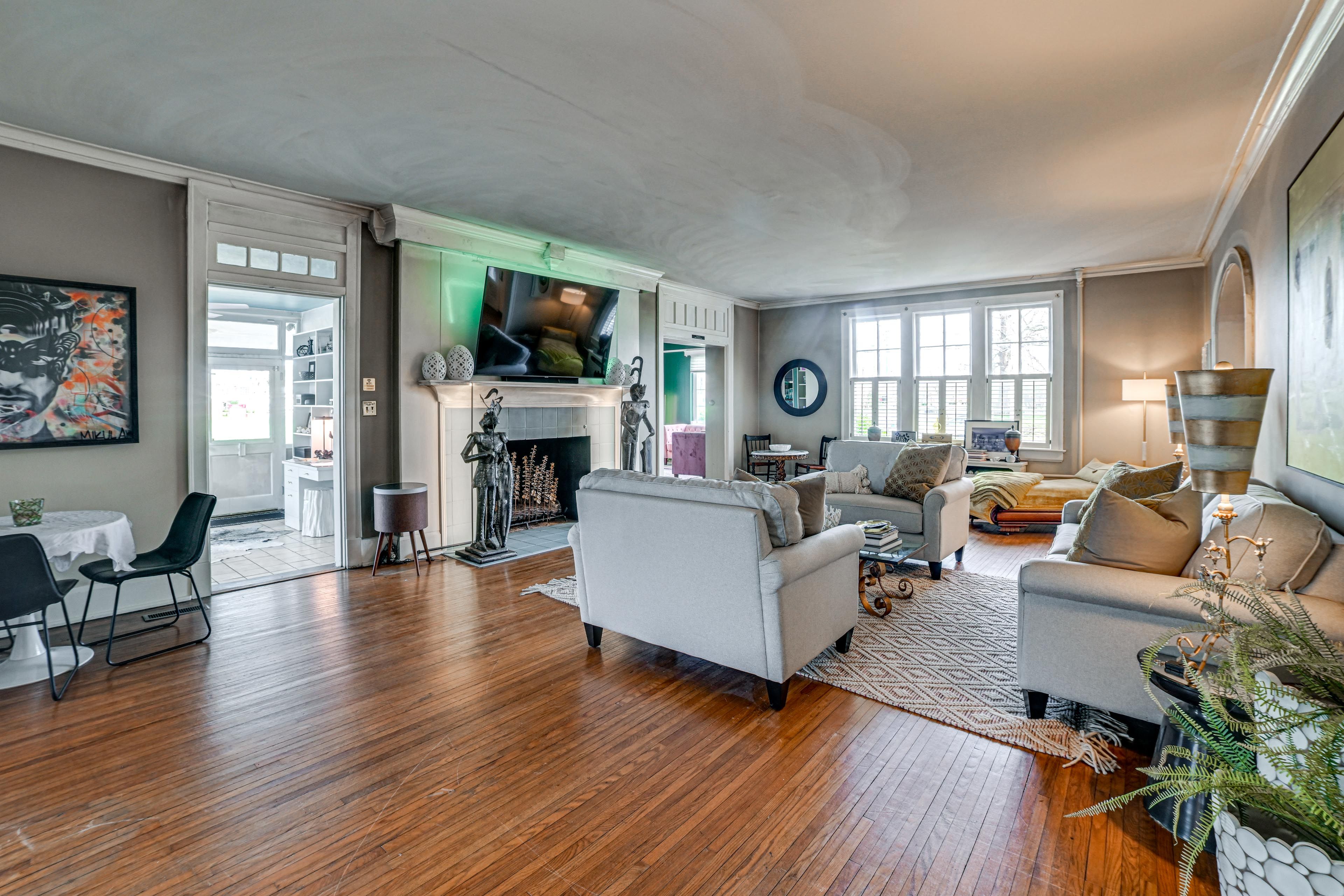 Main Living Area | 1st Floor