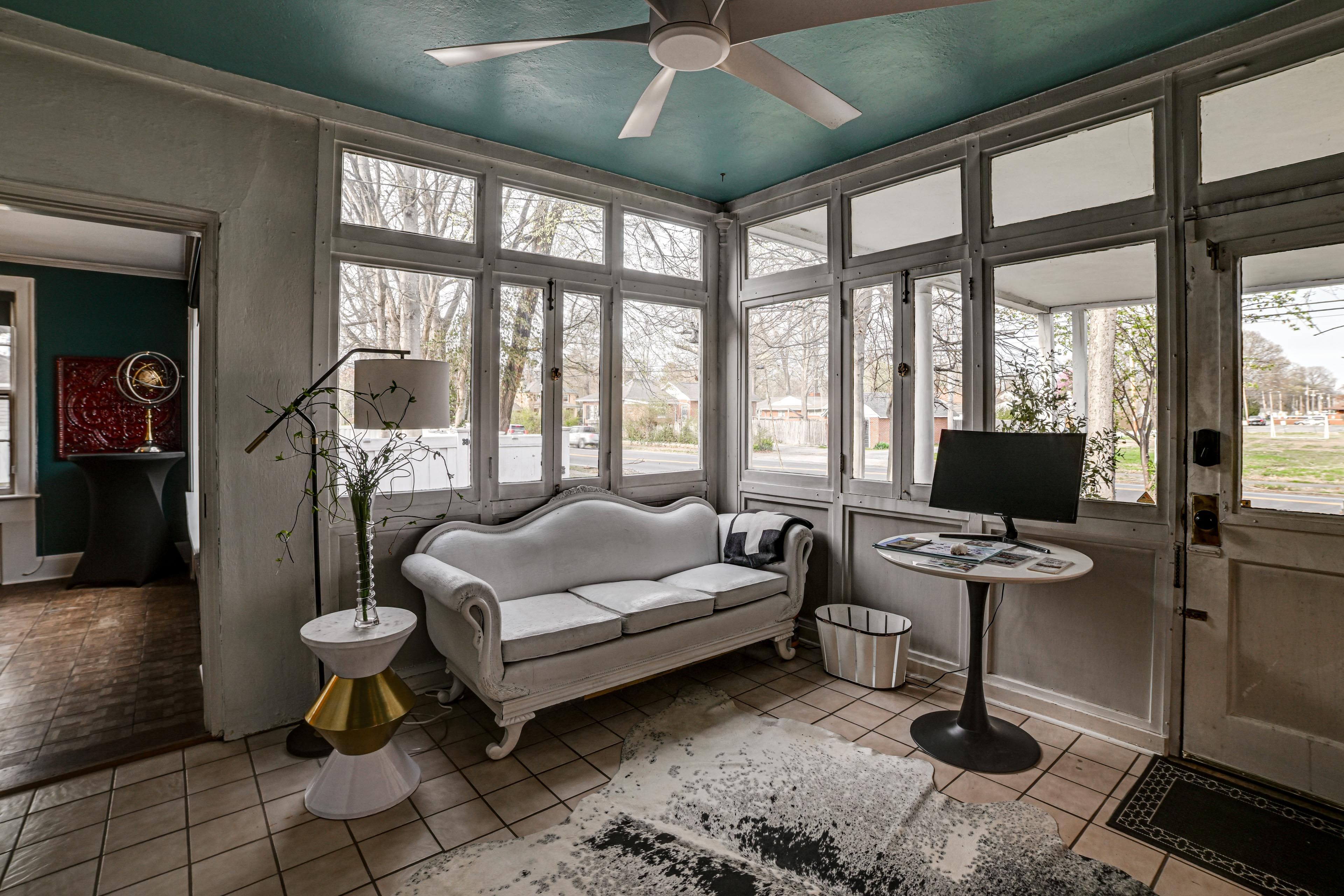 Office | 1st Floor