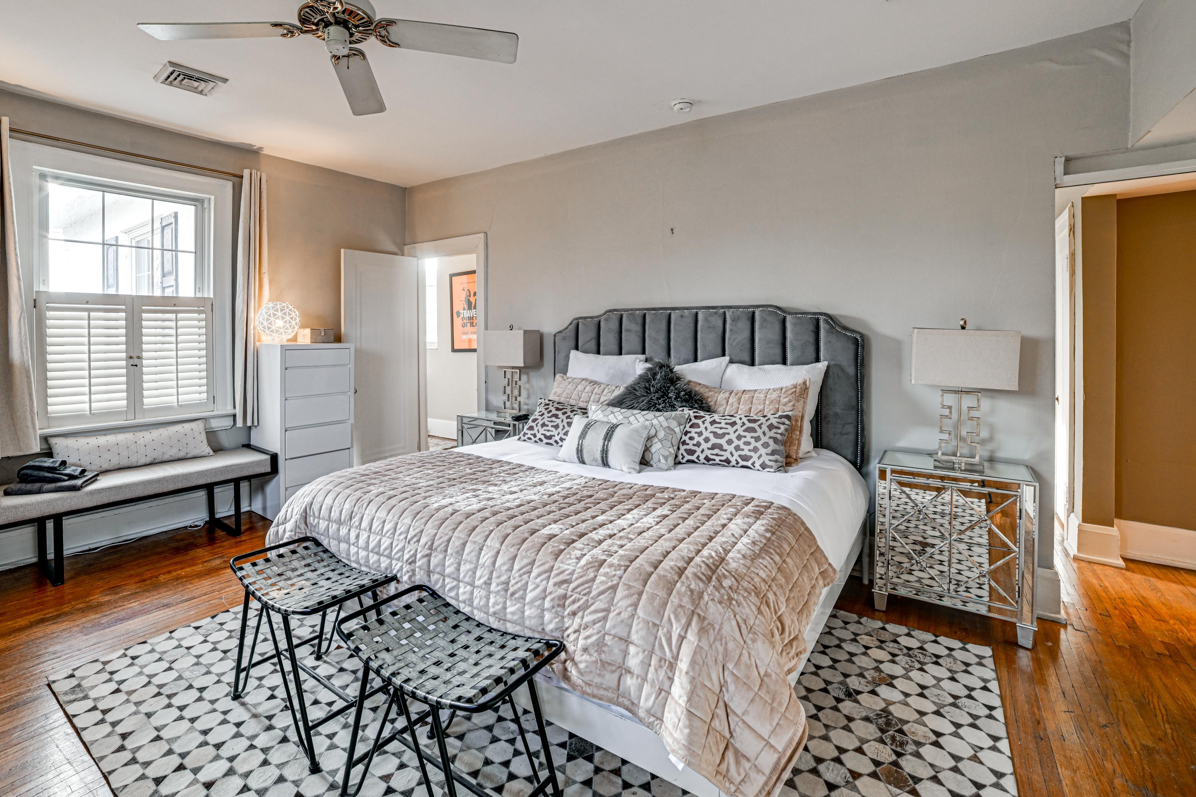 Bedroom 2 | King Bed | 2nd Floor