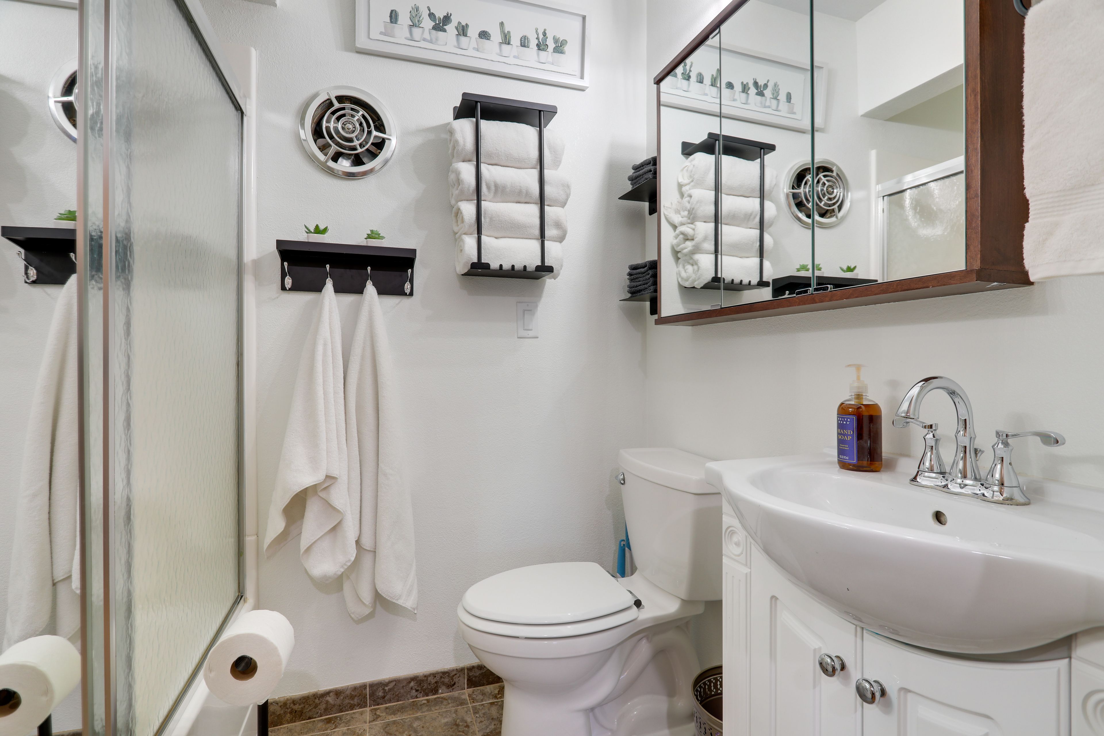 Bathroom | Towels Provided | Lower Level