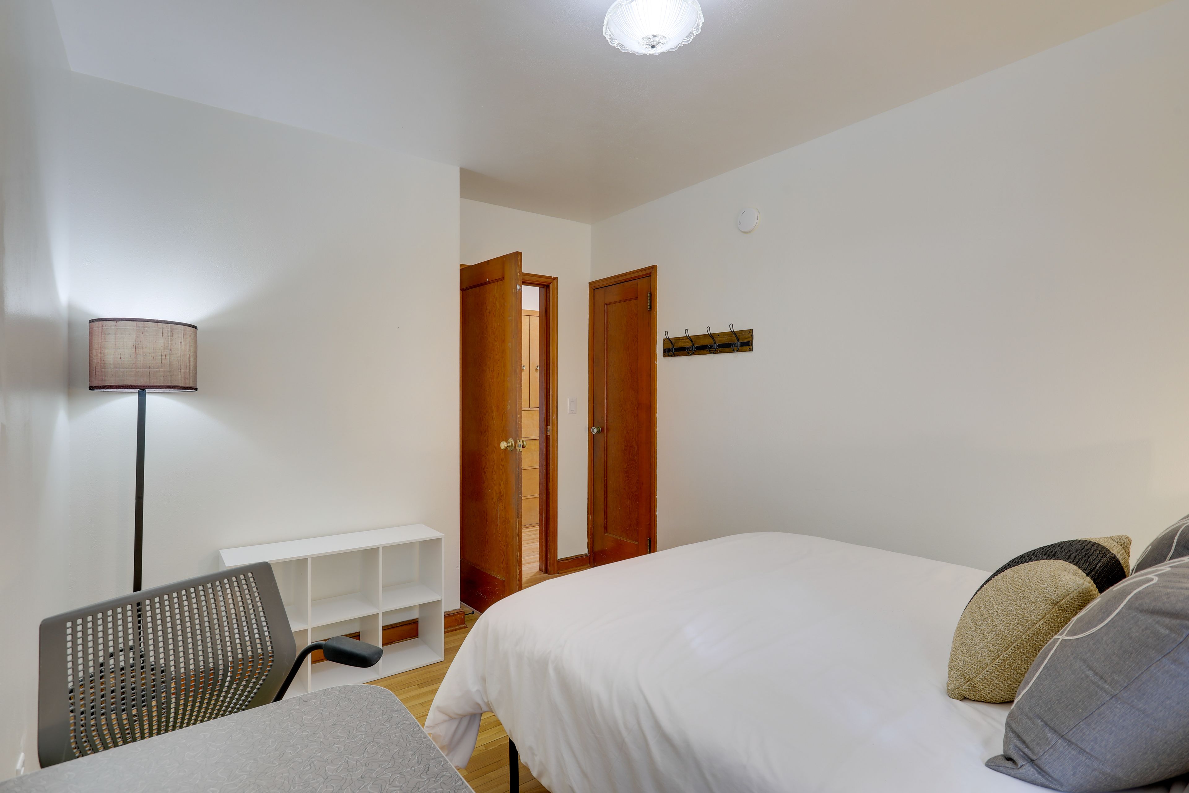 Bedroom 1 | Queen Bed | Upper Level