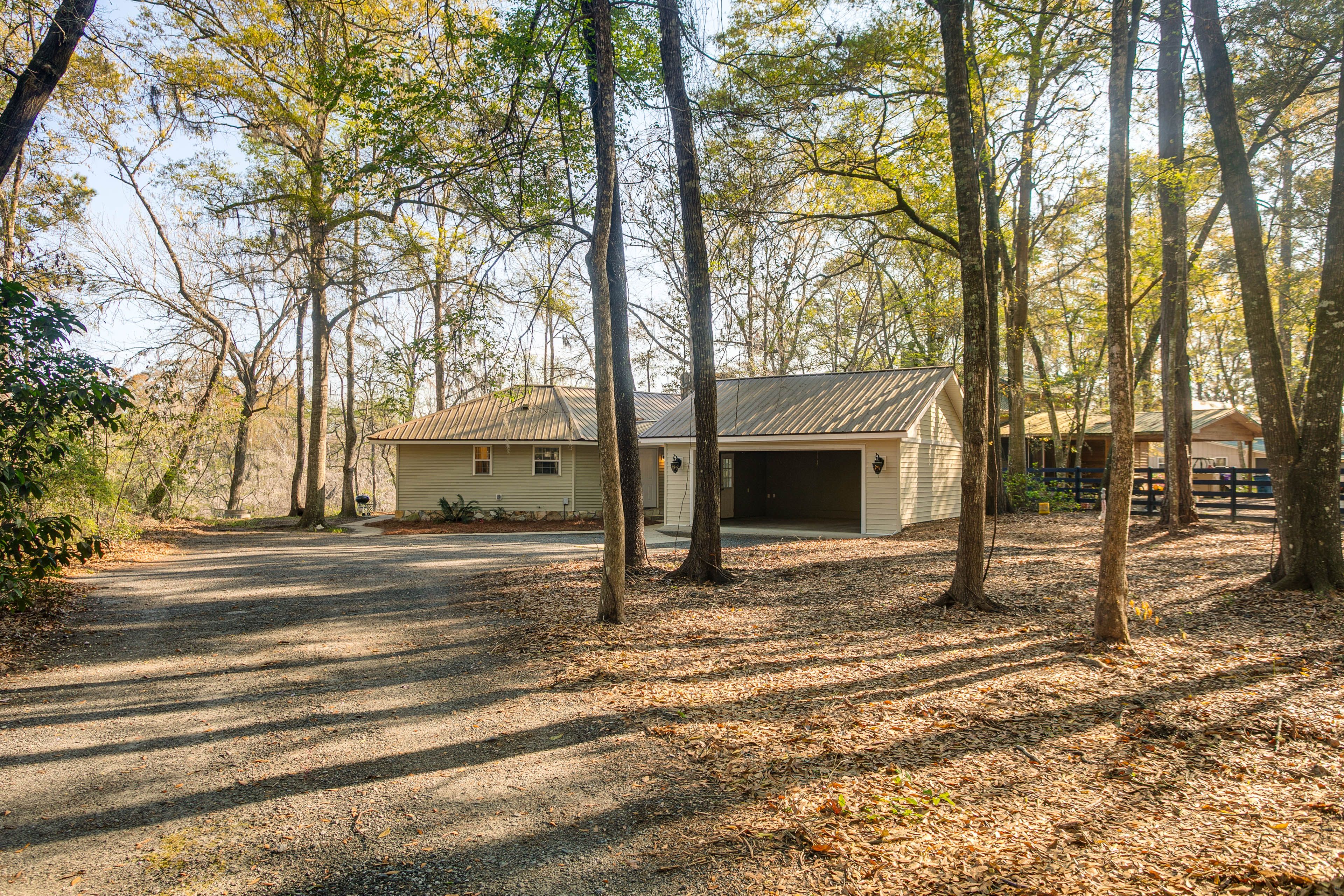 Exterior | Single-Story Cabin