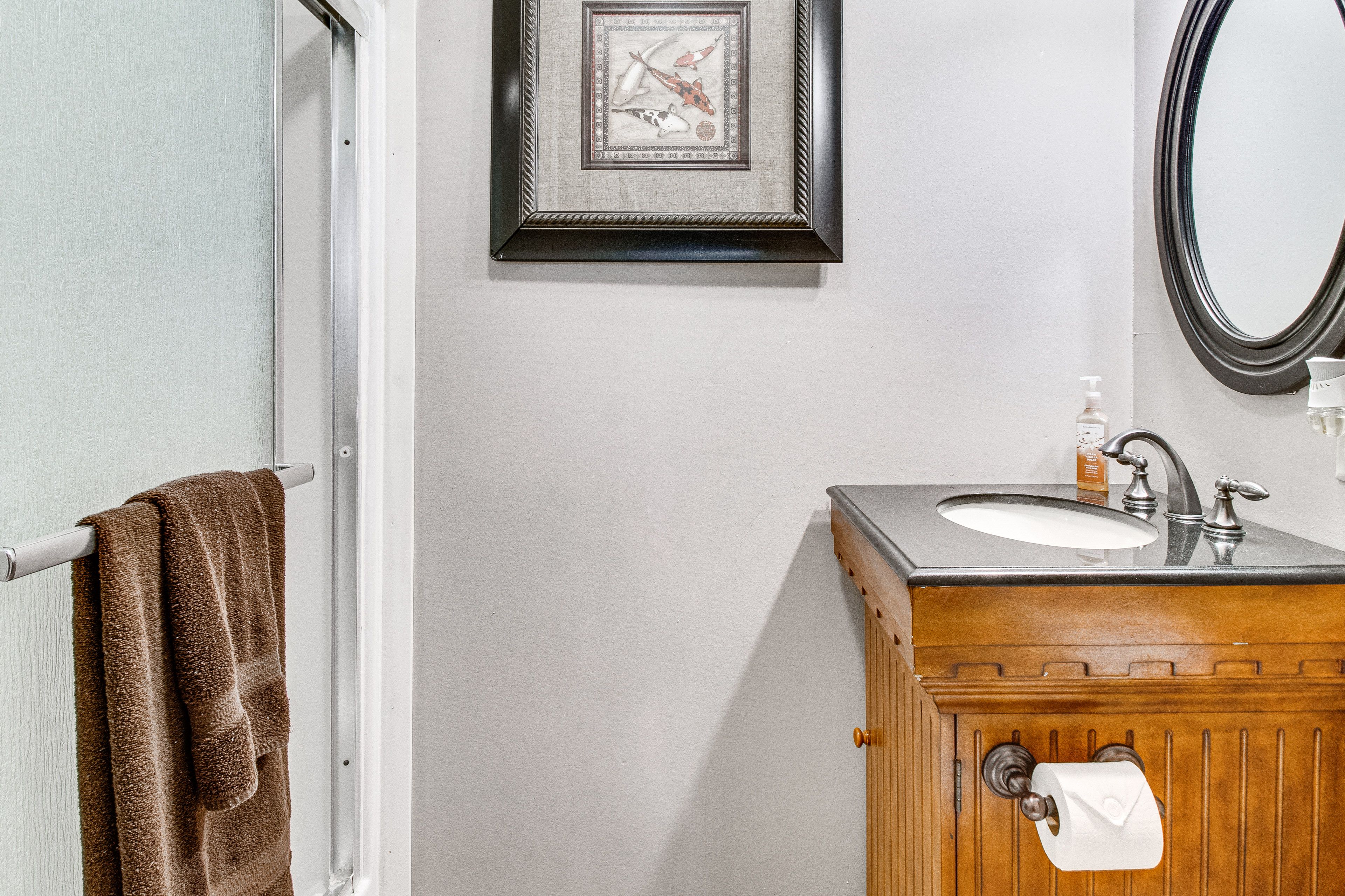 Full Bathroom