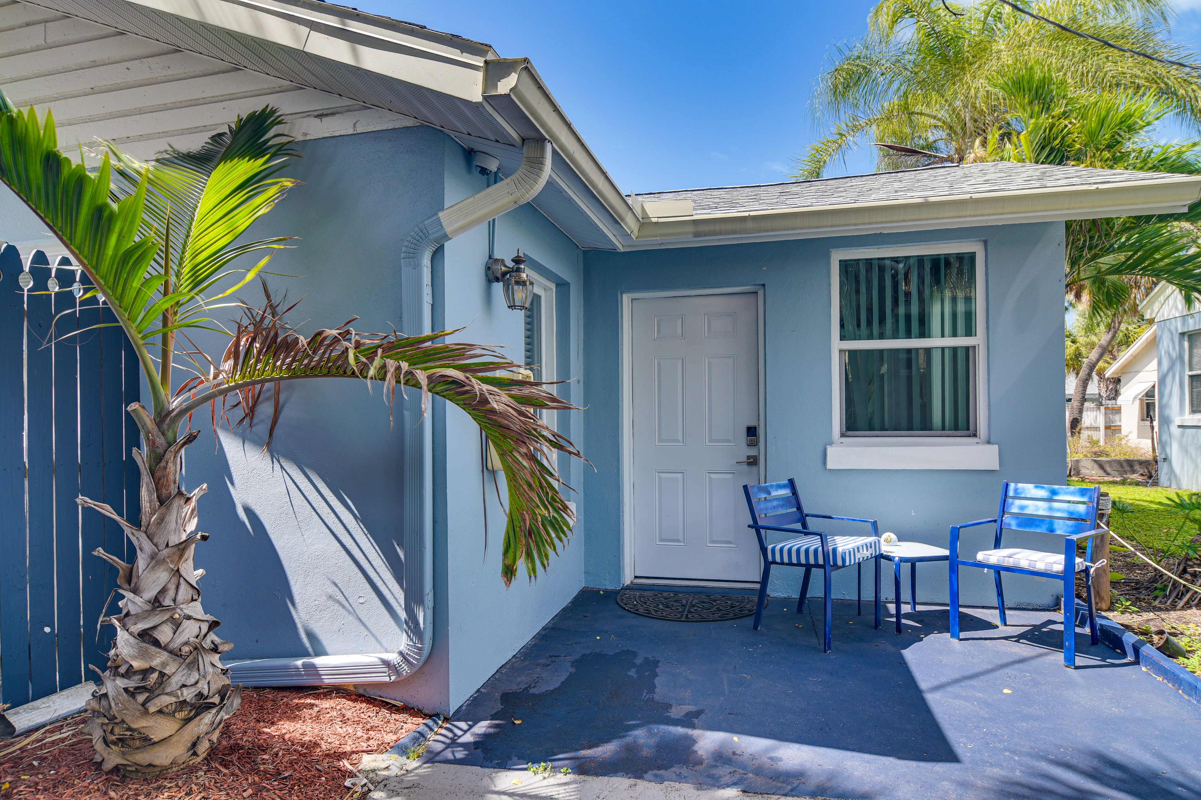 Parking | Free Street (First-Come, First-Served)