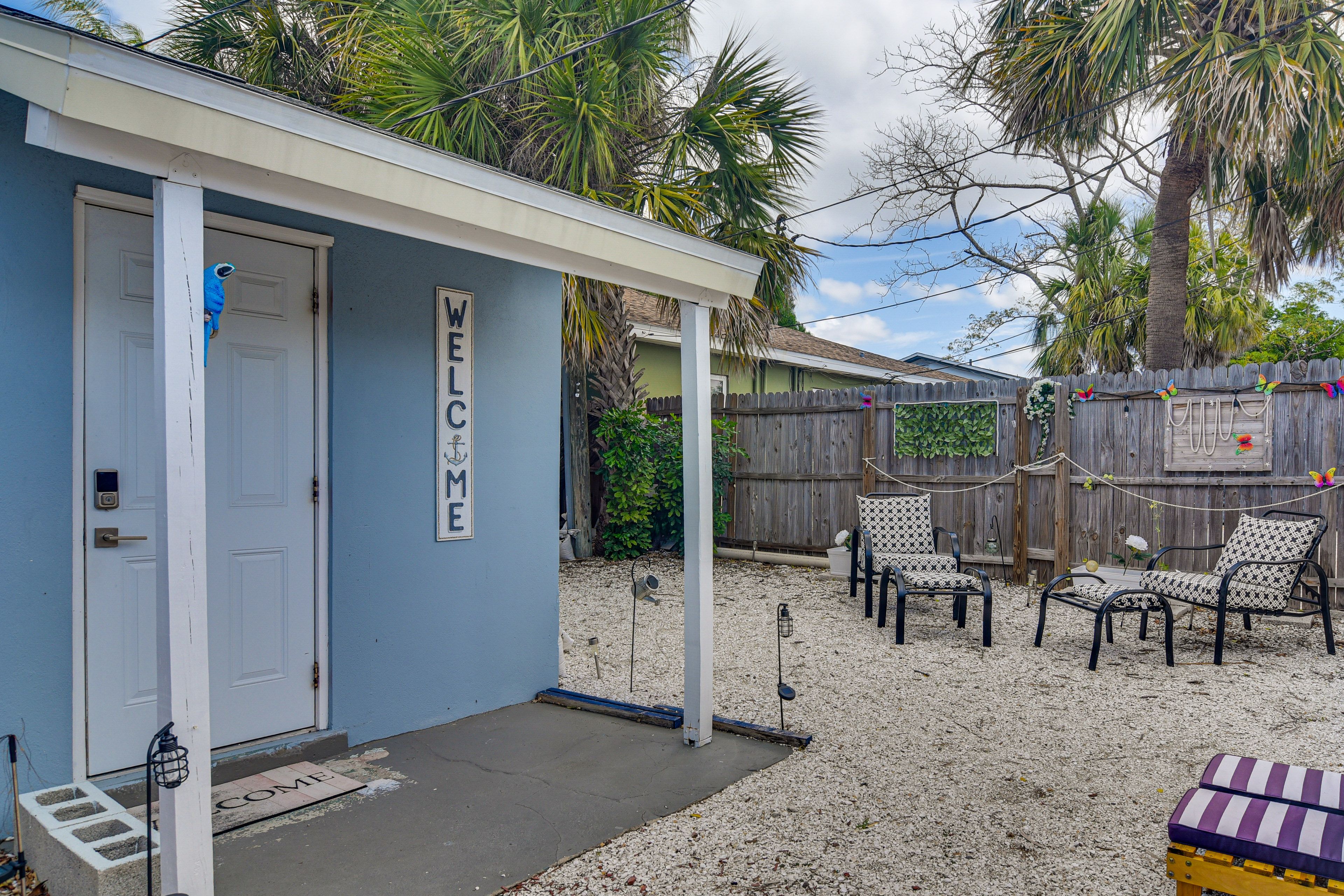 St Pete Beach Vacation Rental | 2BR | 1BA | 1,000 Sq Ft | 1 Step to Enter