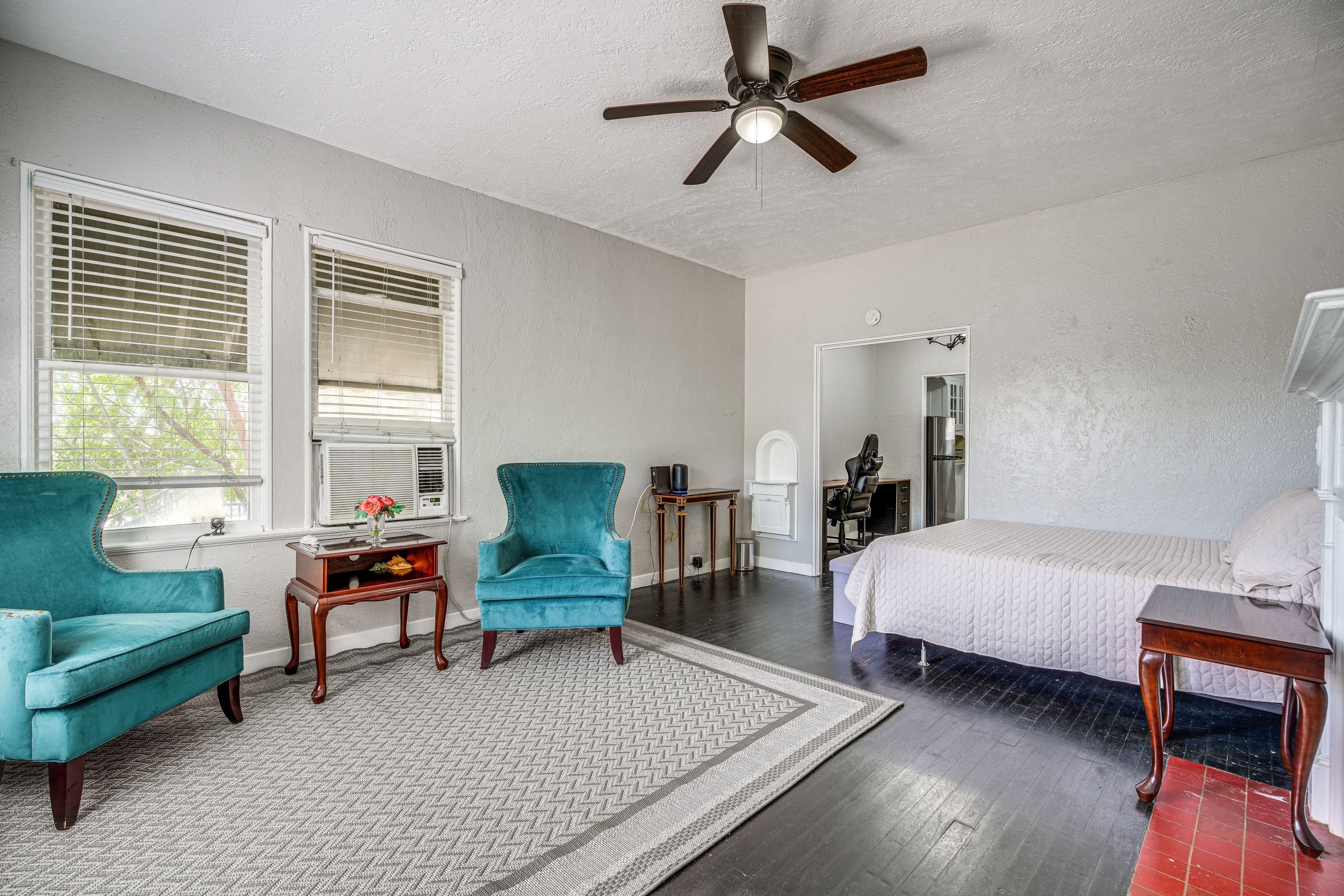 Studio | Sleeping & Living Space | Queen Bed