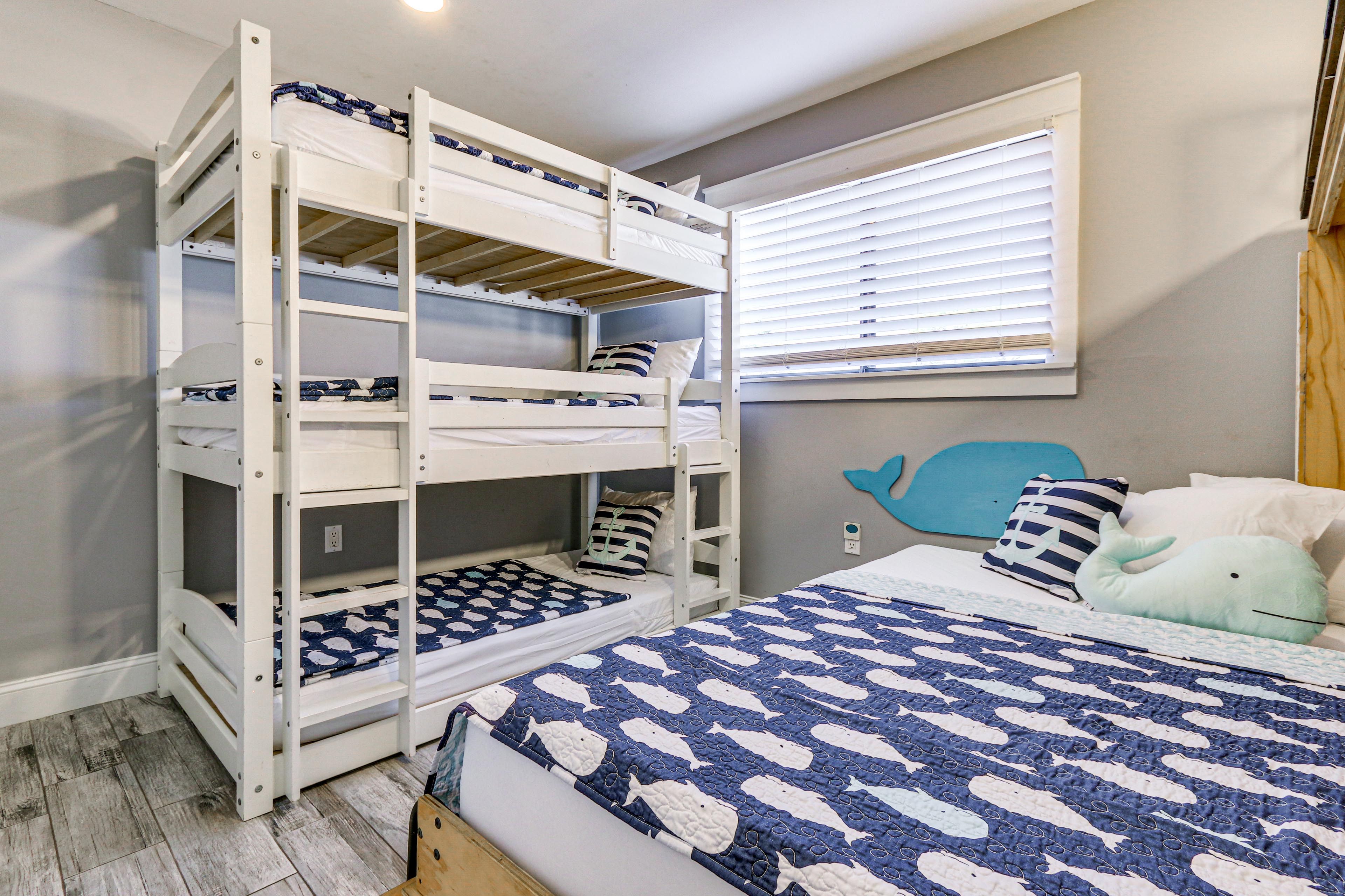 Bedroom 2 | Triple Twin Bunk Bed | Full Murphy Bed