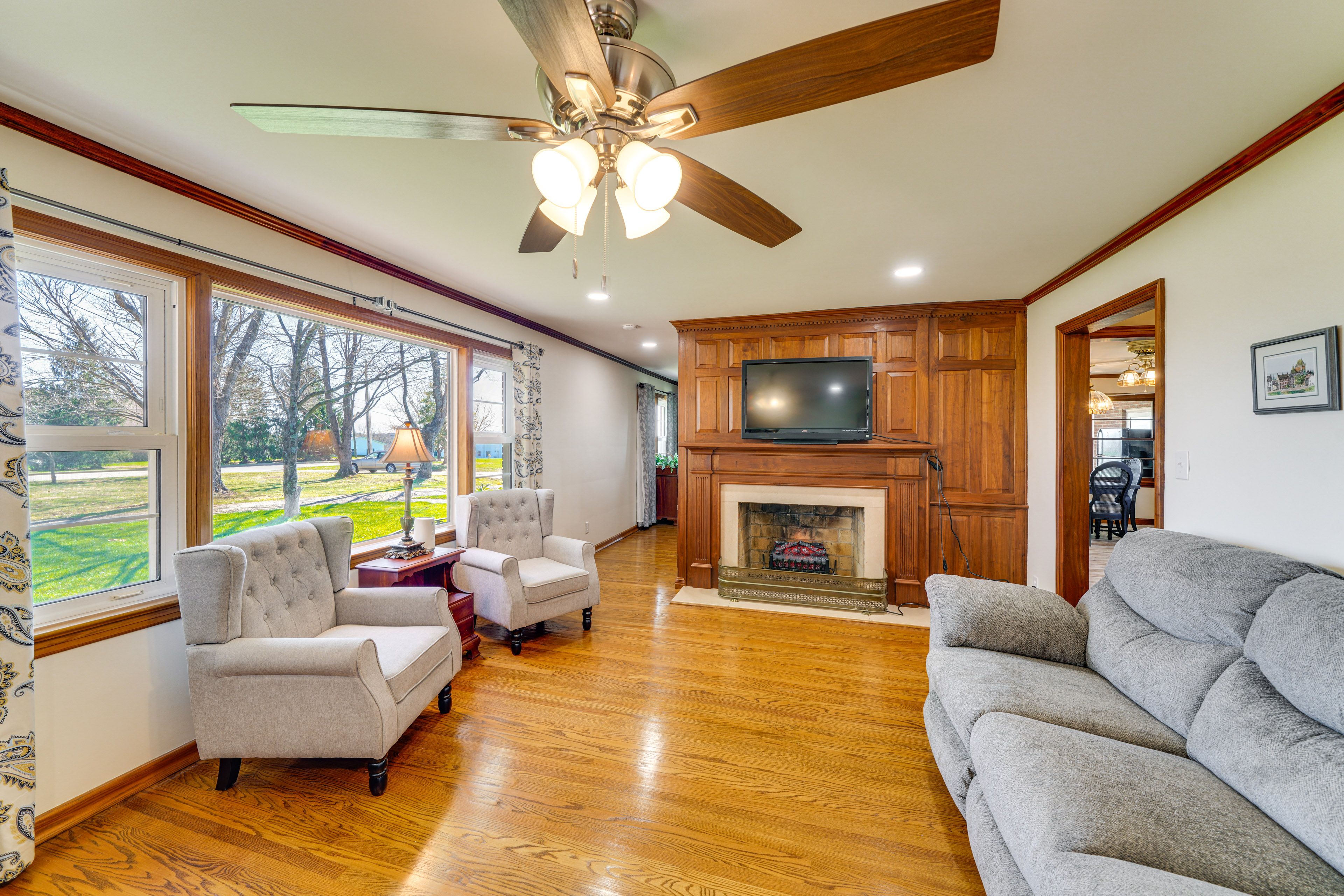 Living Room | Main Level