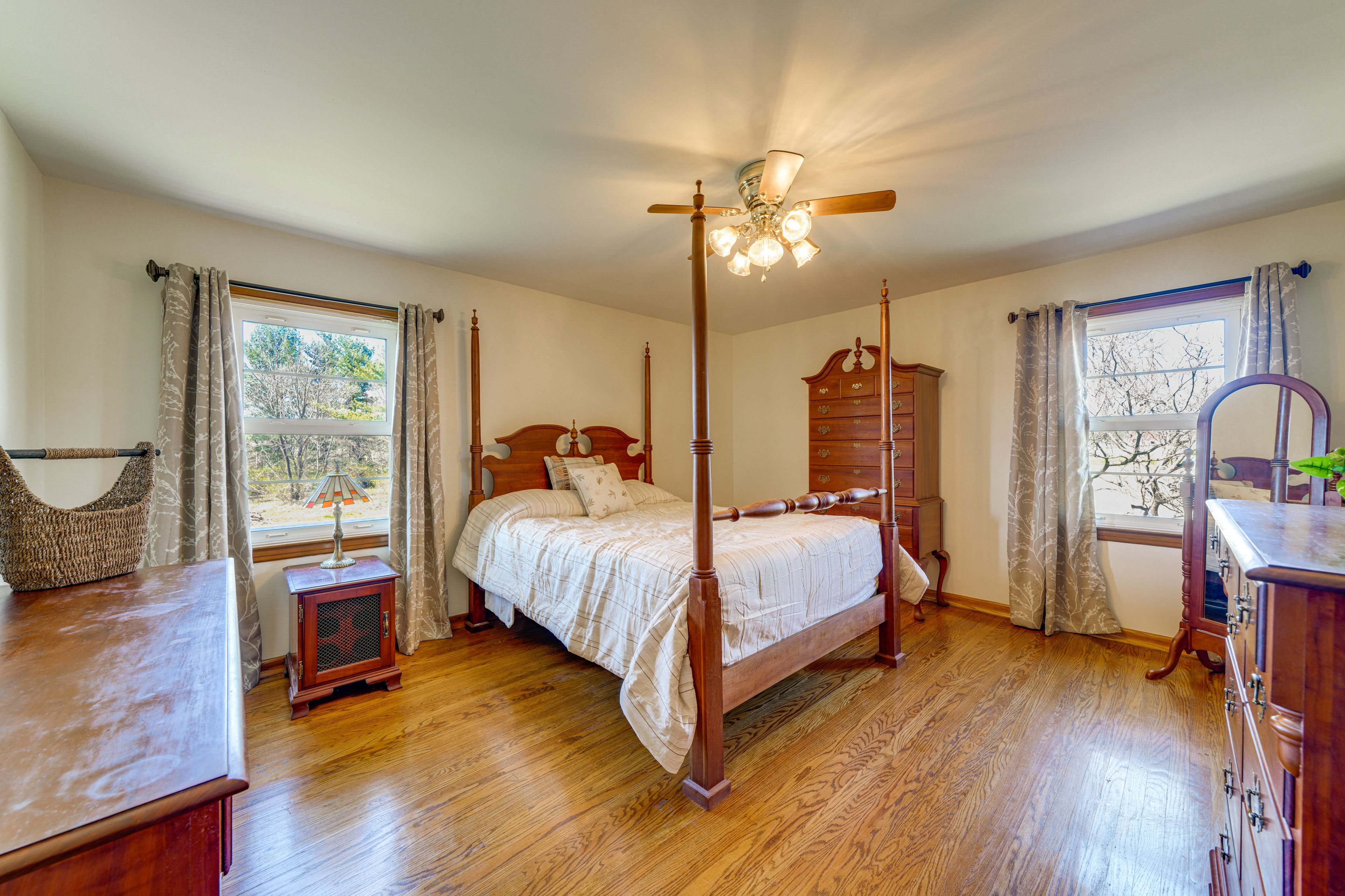 Bedroom 3 | Queen Bed | Main Level