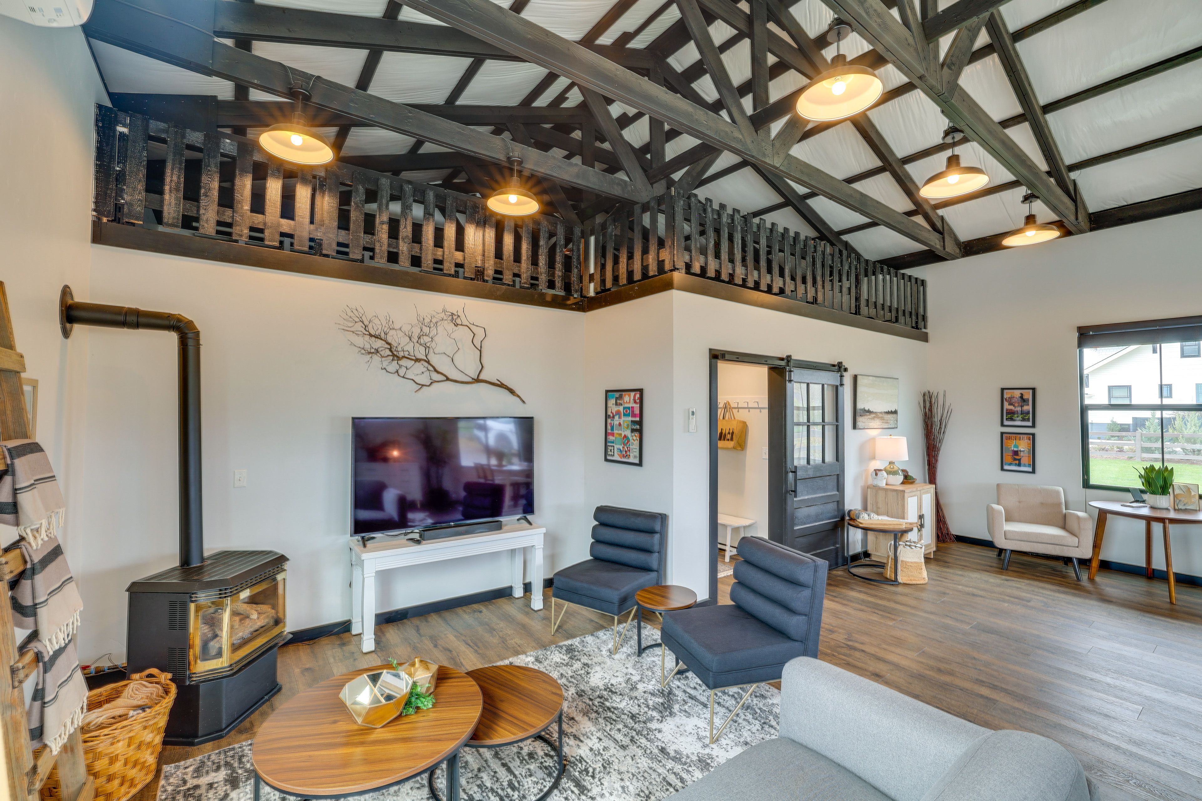 Living Room | Sitting Area