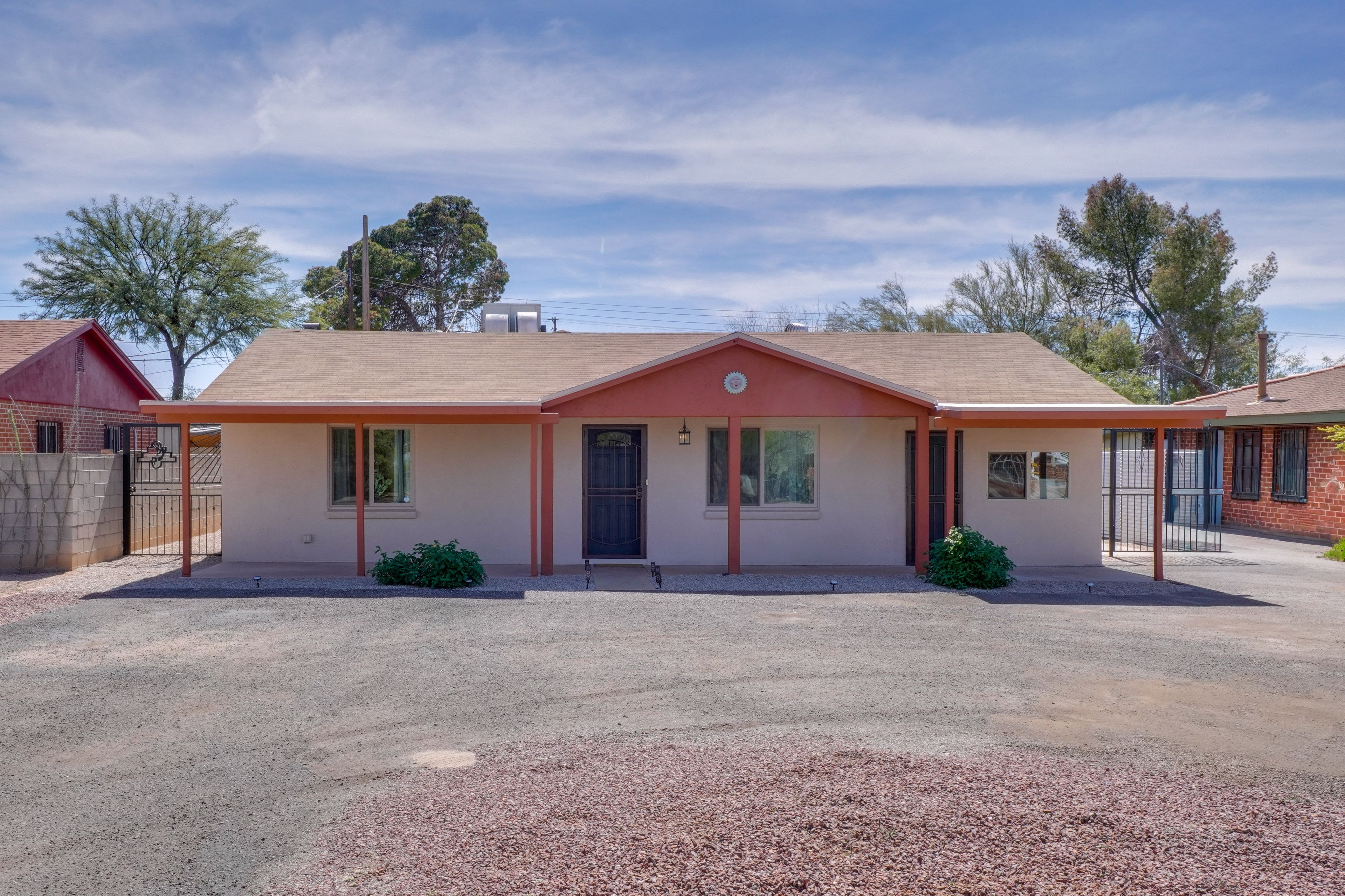 Driveway Parking | 4 Vehicles