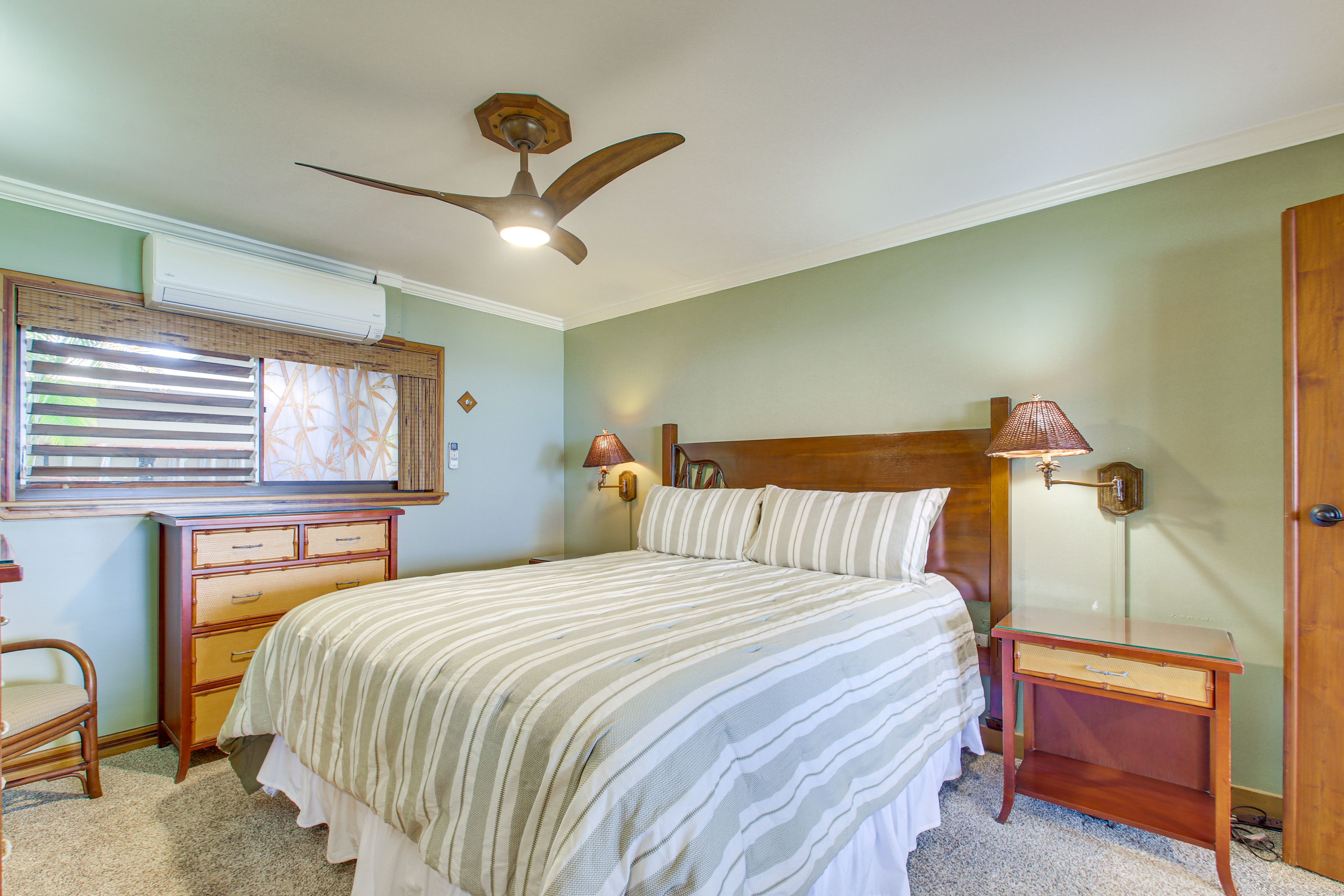 Bedroom | King Bed