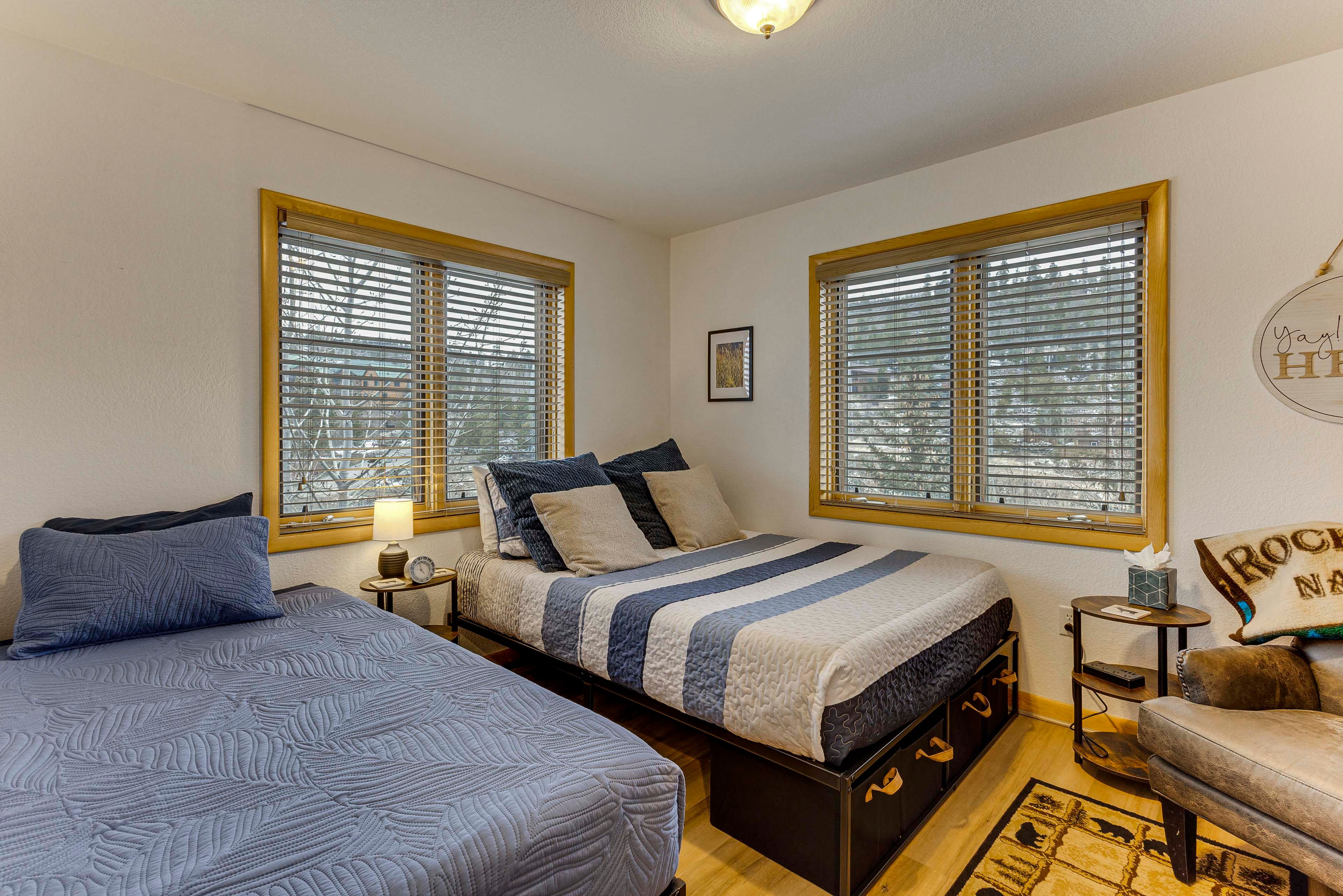 Bedroom 2 | Queen Bed | Twin Bed