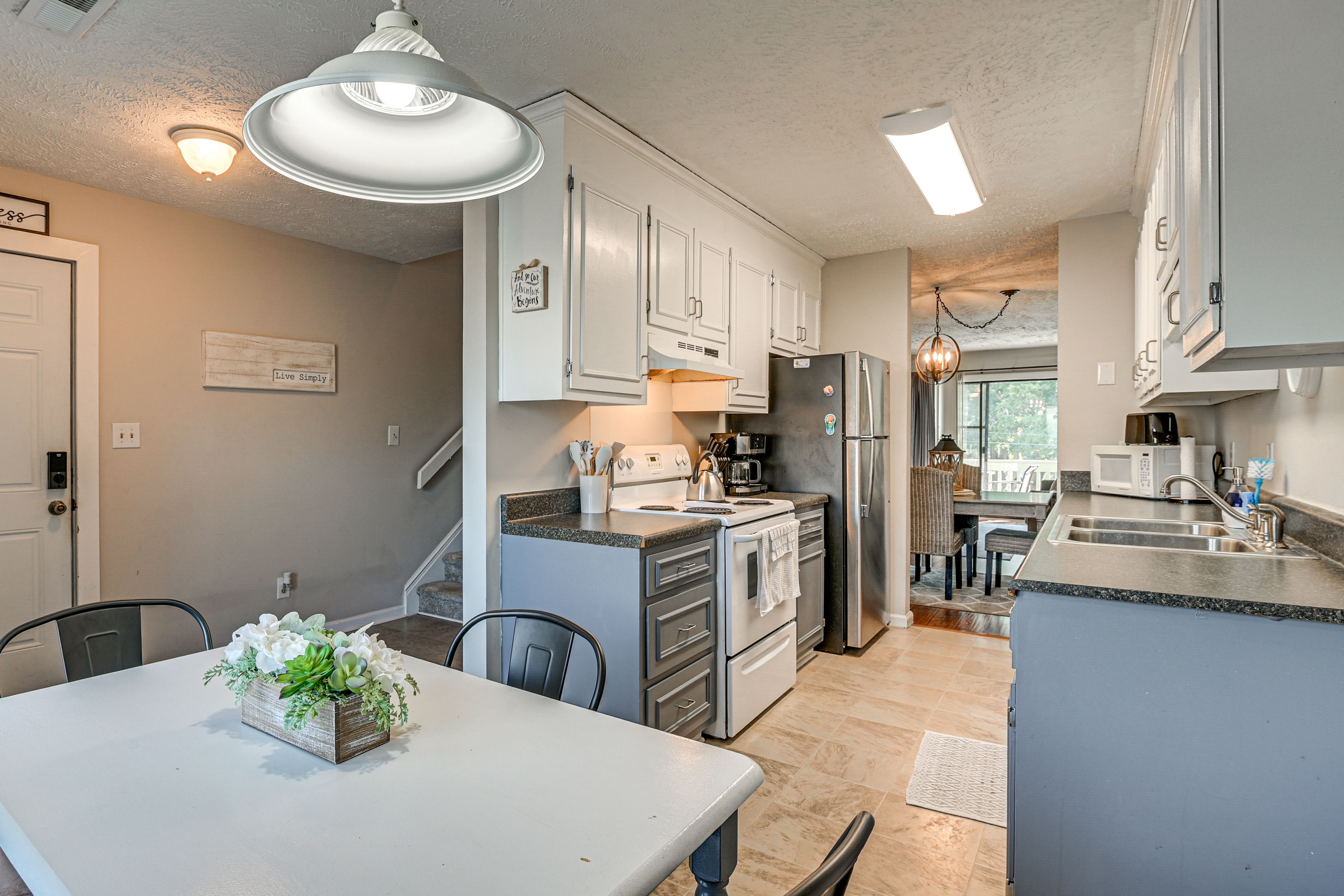Kitchen | 2 Dining Tables