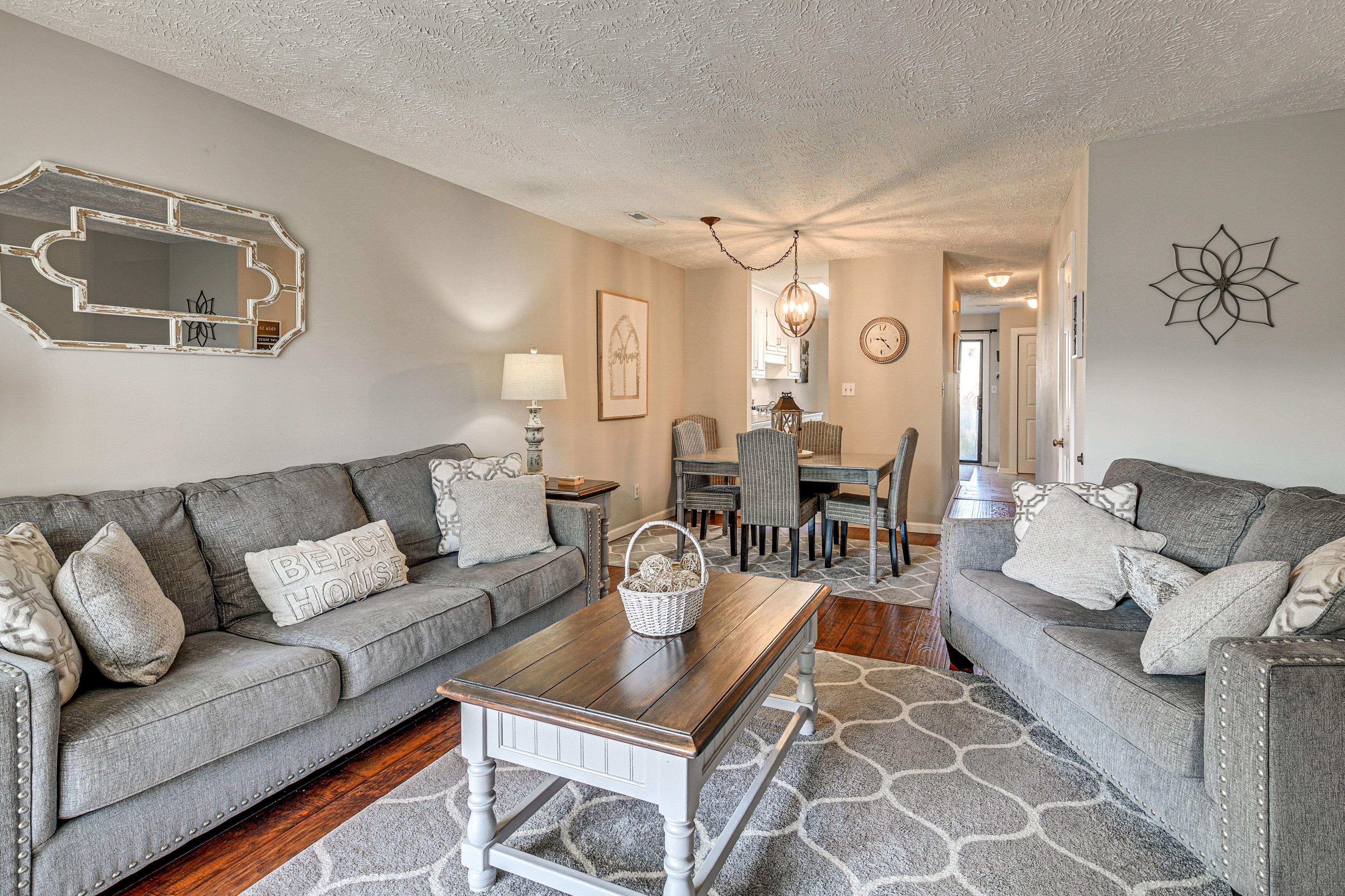 Living Room | Main Level