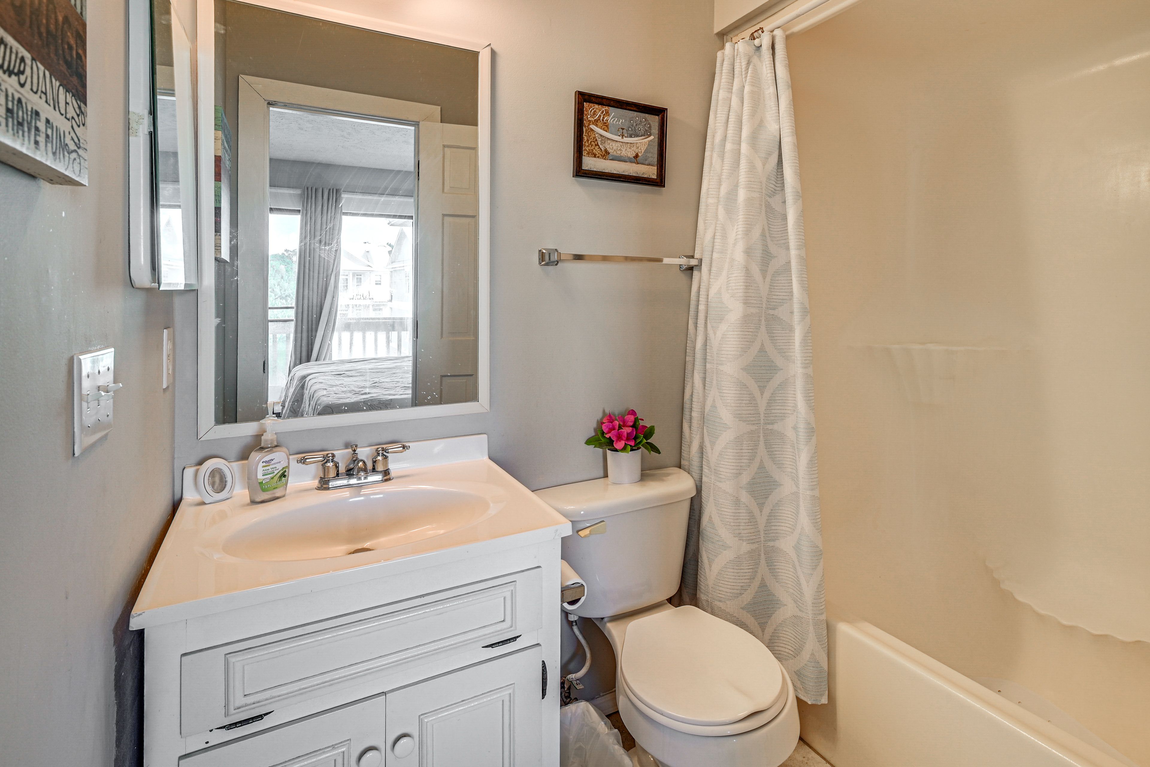 Bathroom | Upper Level