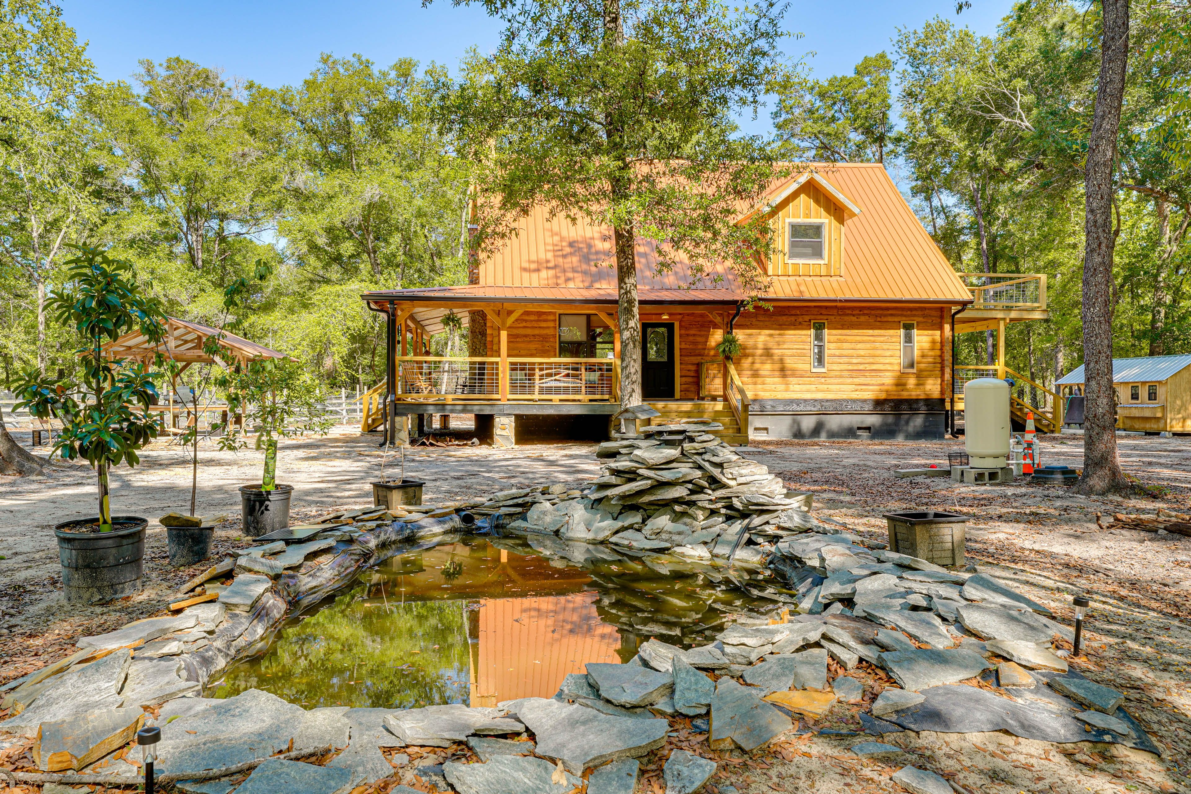 Bell Vacation Rental | 1BR + Loft | 1.5BA | 1,800 Sq Ft