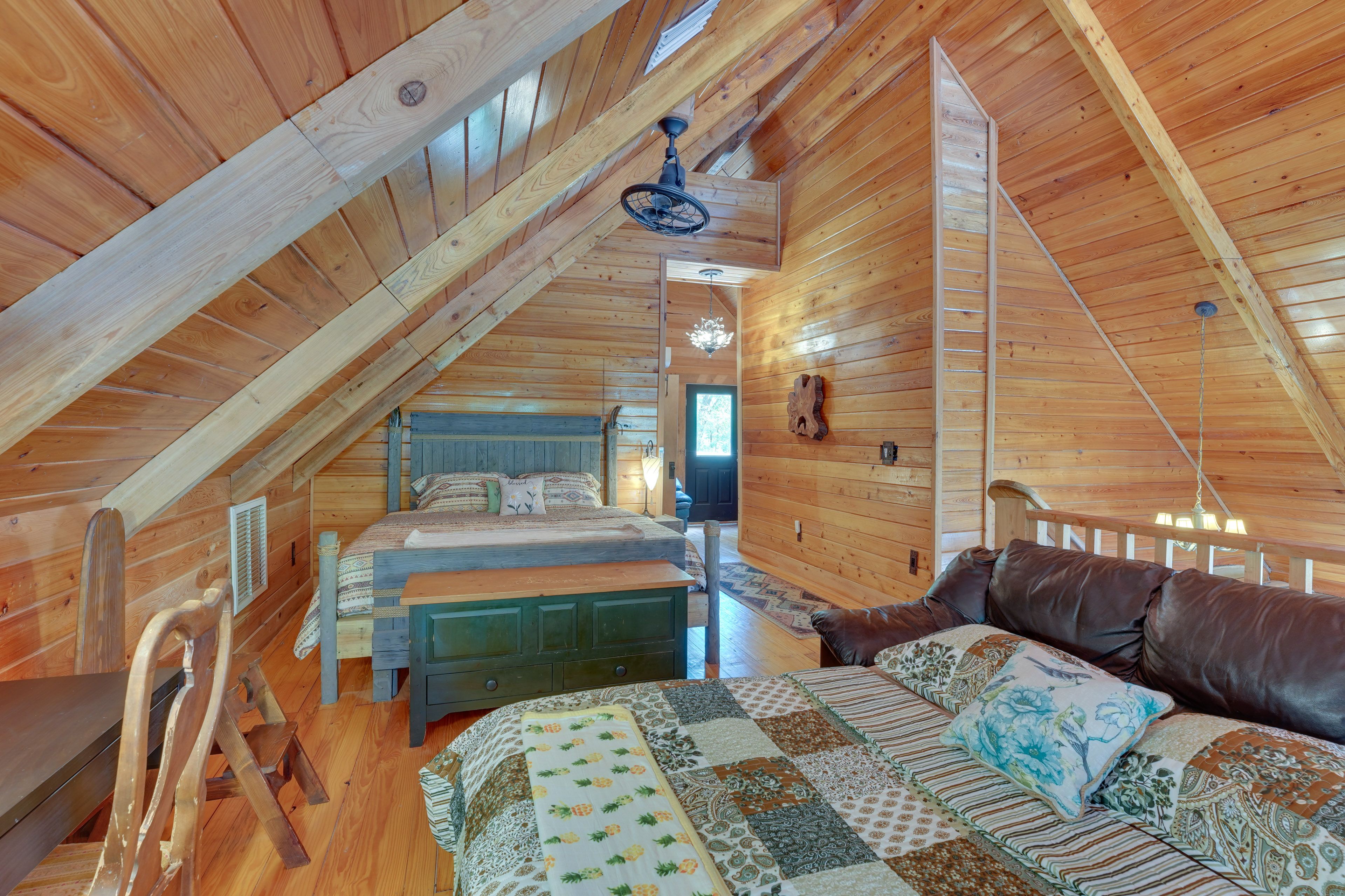 Loft | California King Bed | Full Sleeper Sofa | 2nd Floor