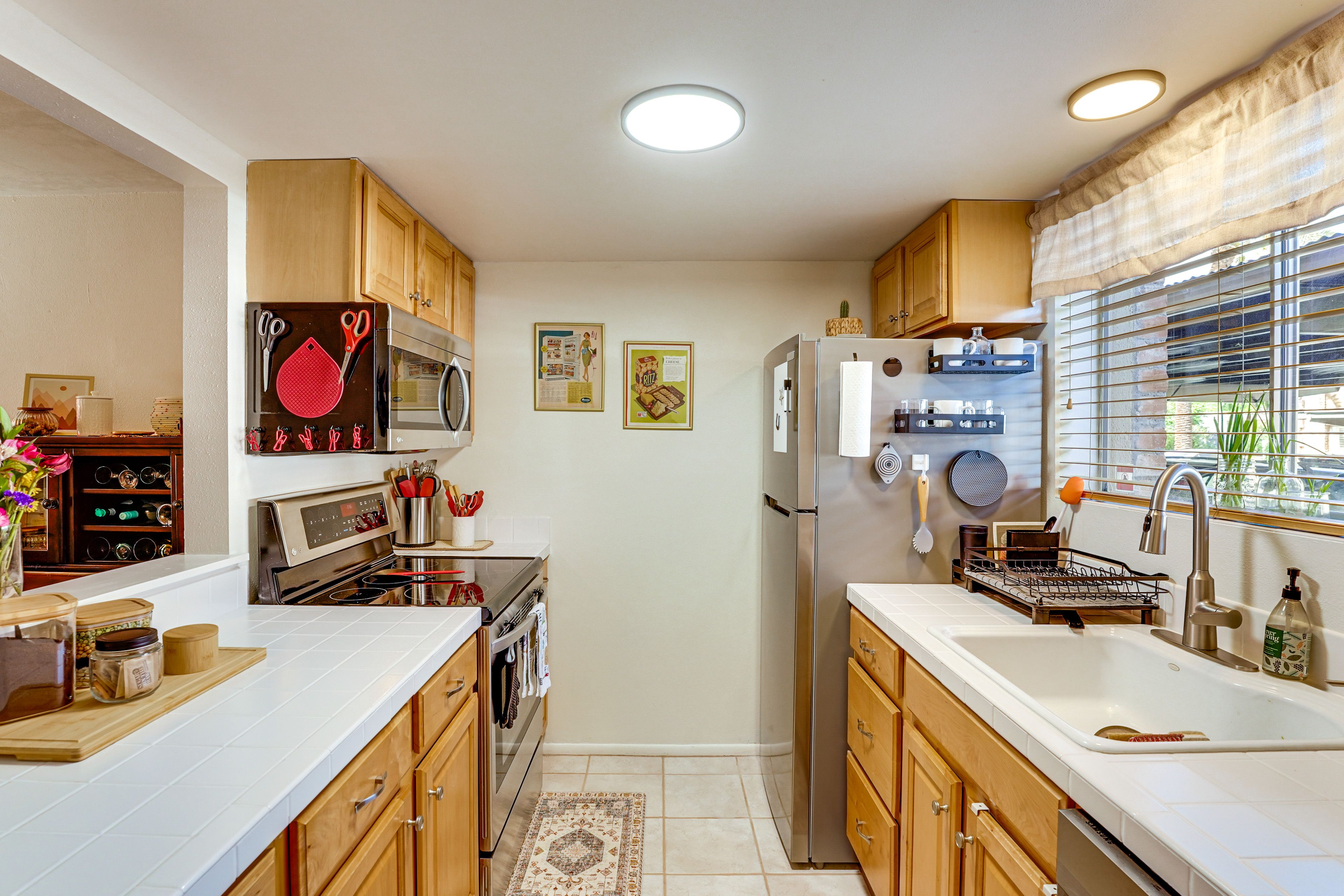 Kitchen | Dishwasher | Toaster Oven | 1st Floor