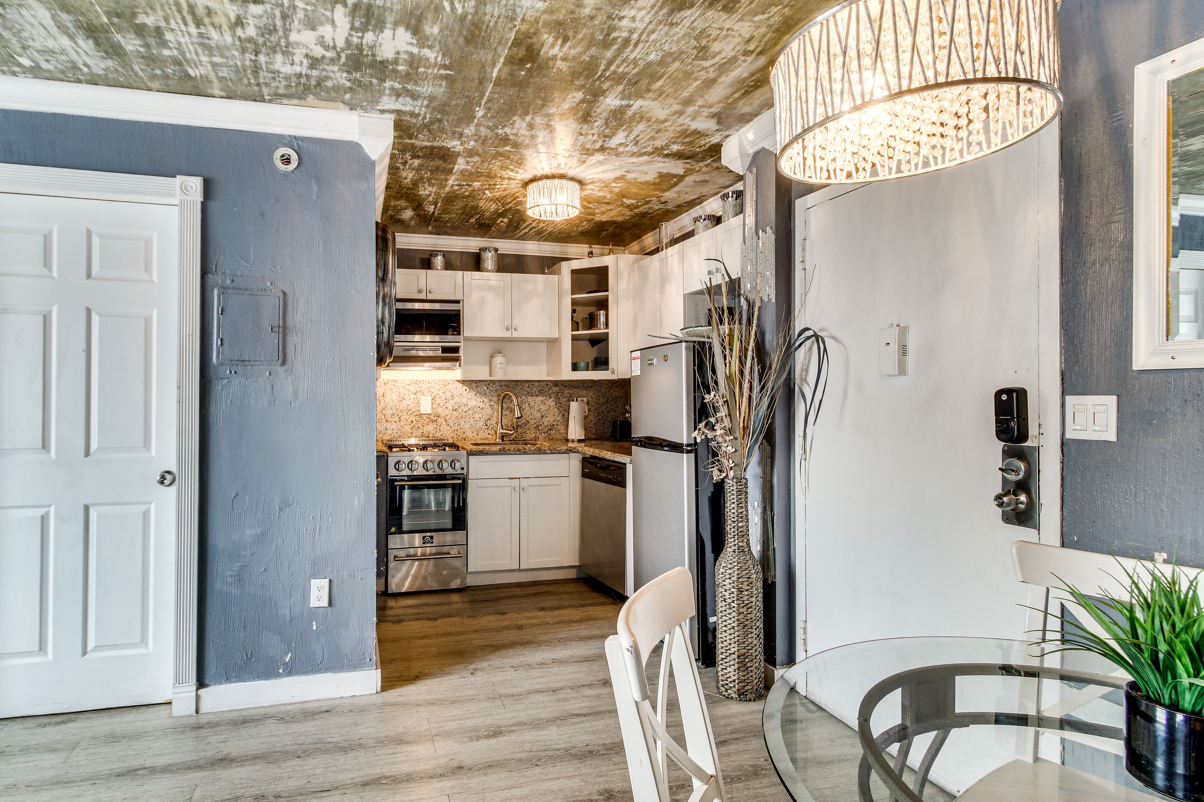 Kitchen | Dining Area | Single-Story Unit