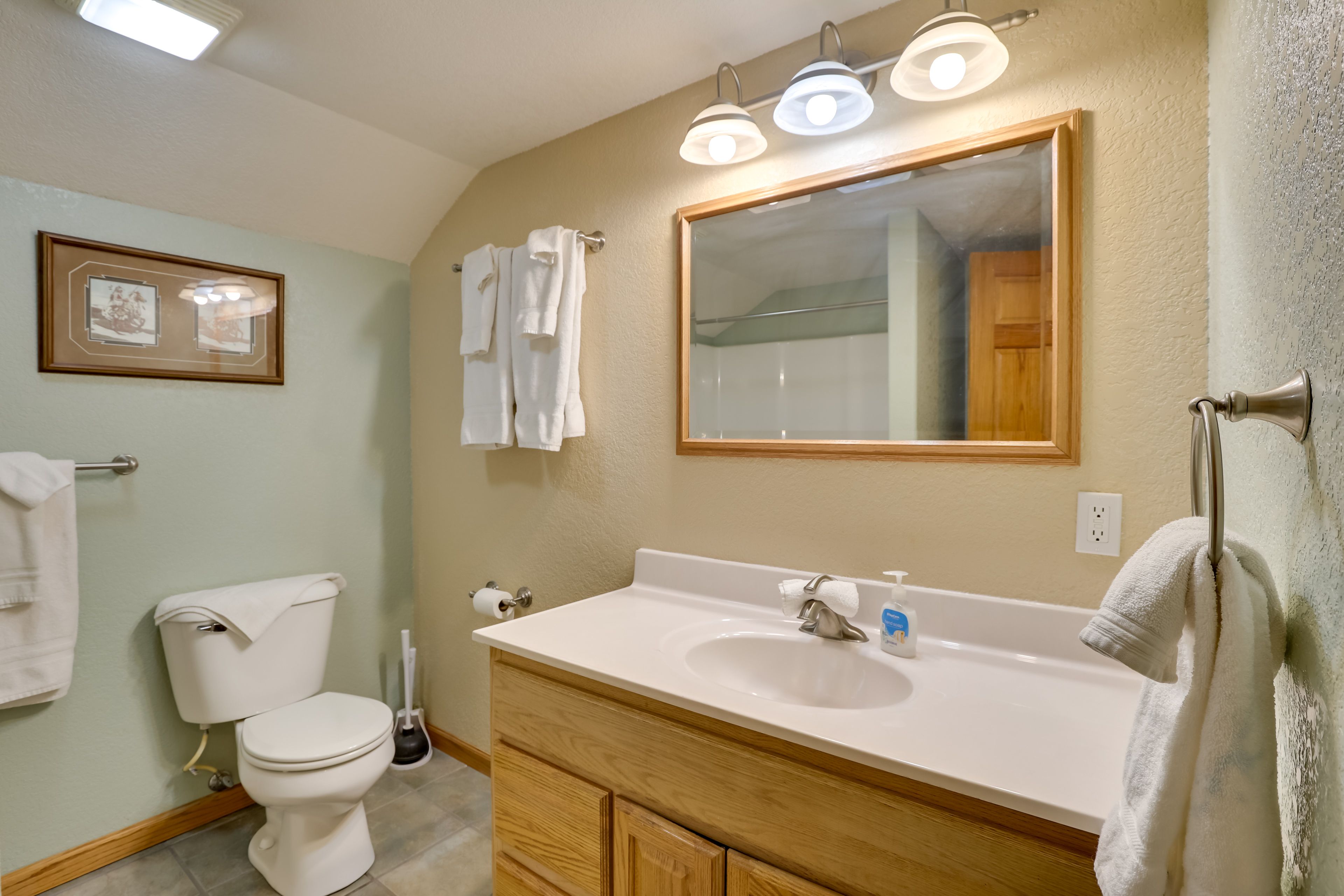 Full Bathroom | Basement Level