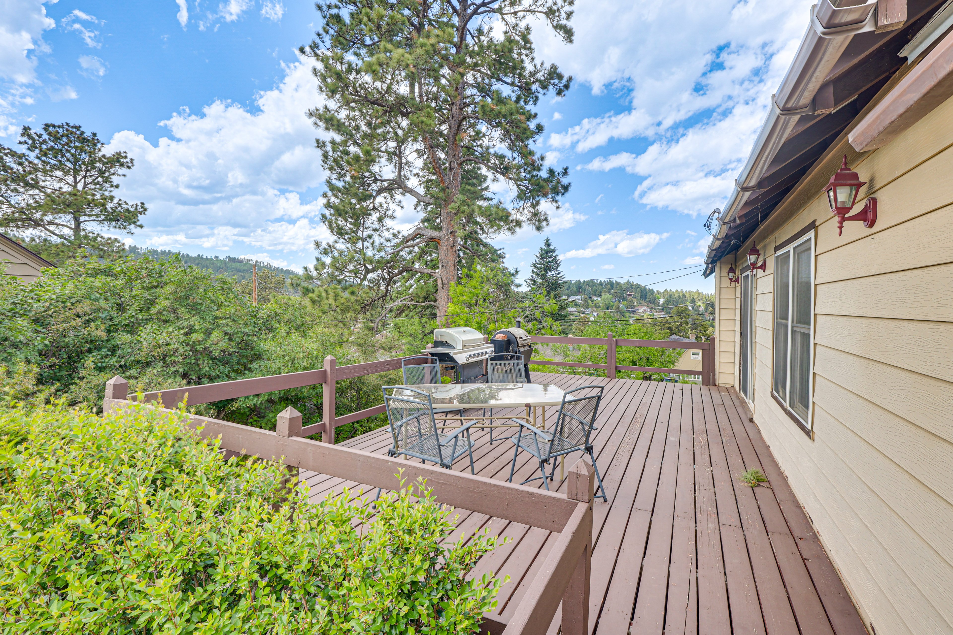Private Deck