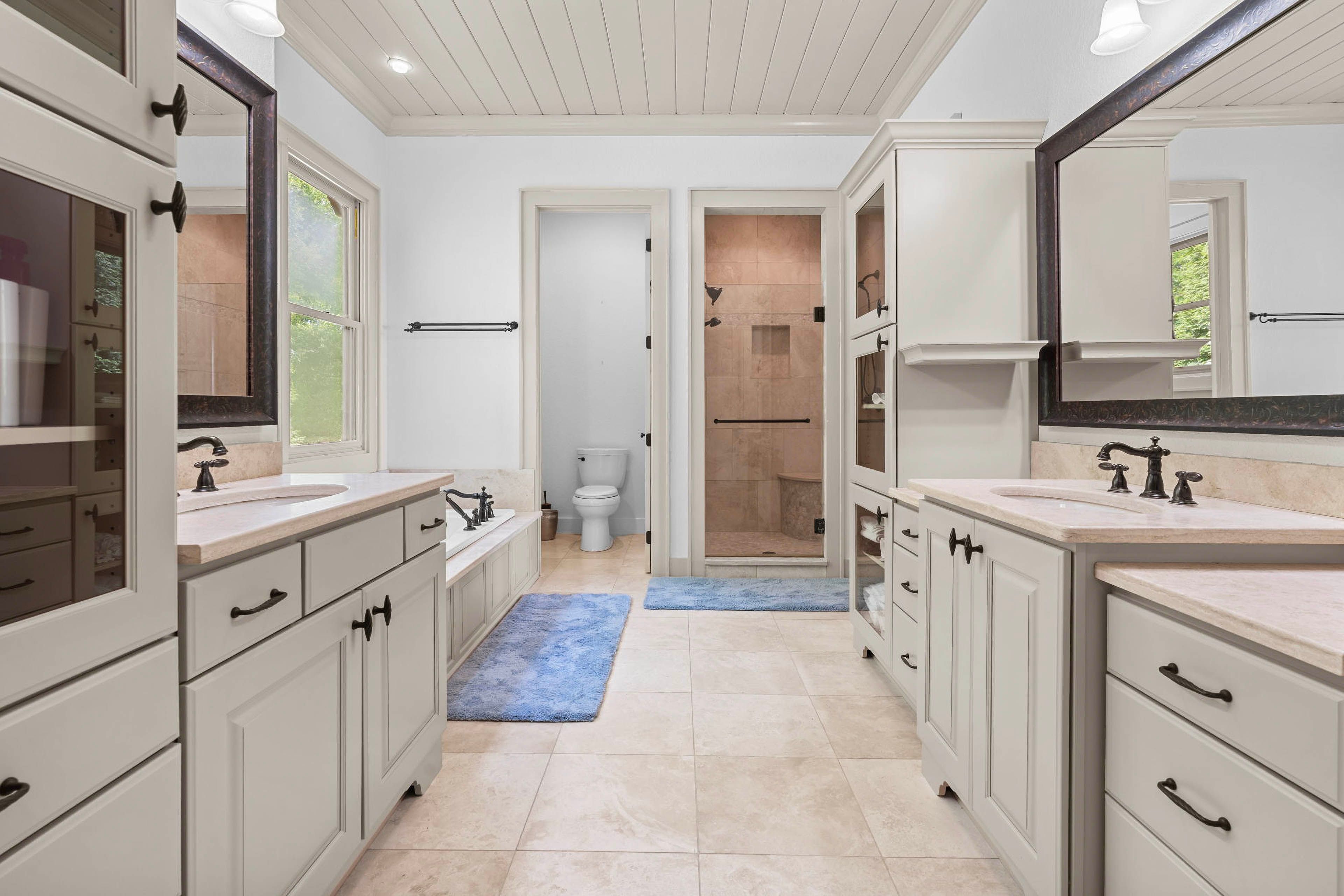 En-Suite Bathroom | Shower | Upper Level