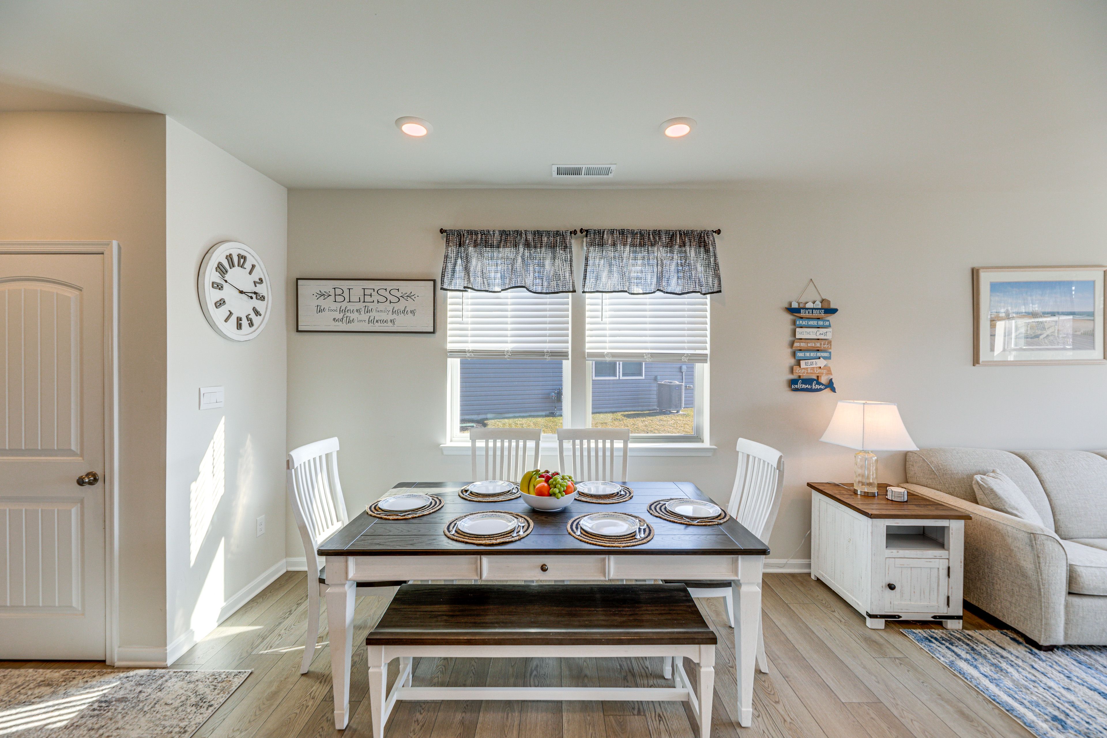 Dining Area | 1st Floor