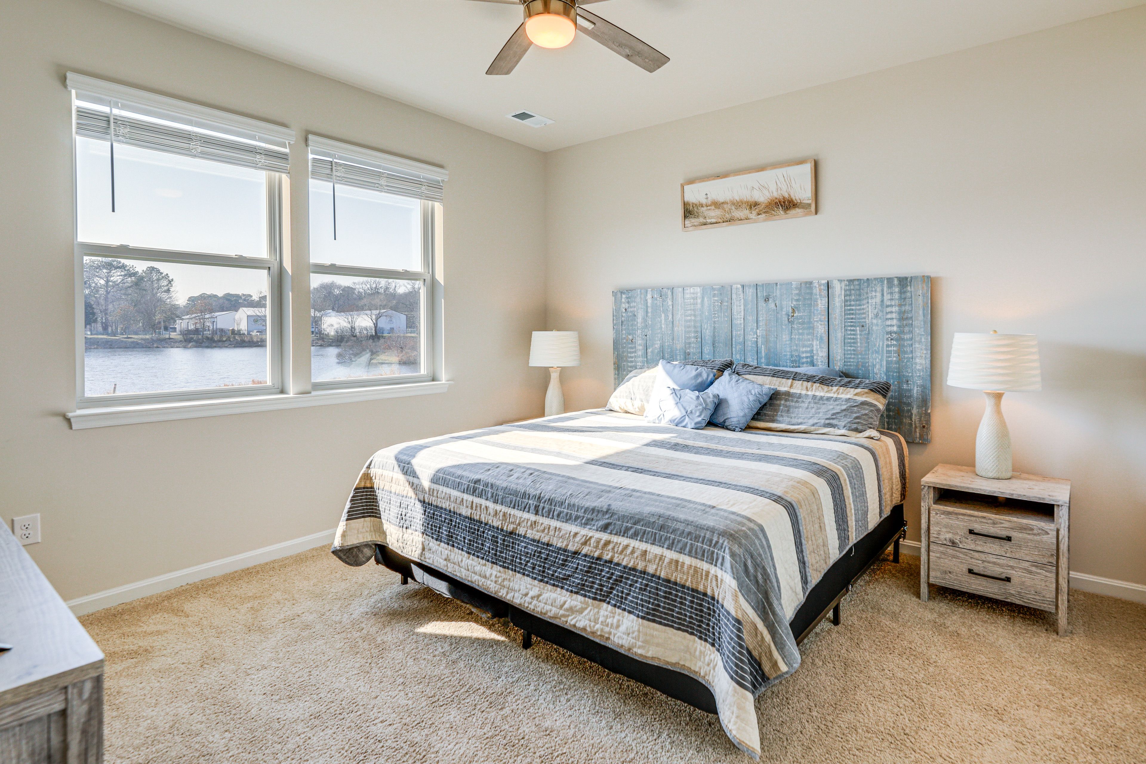 Bedroom 1 | King Bed