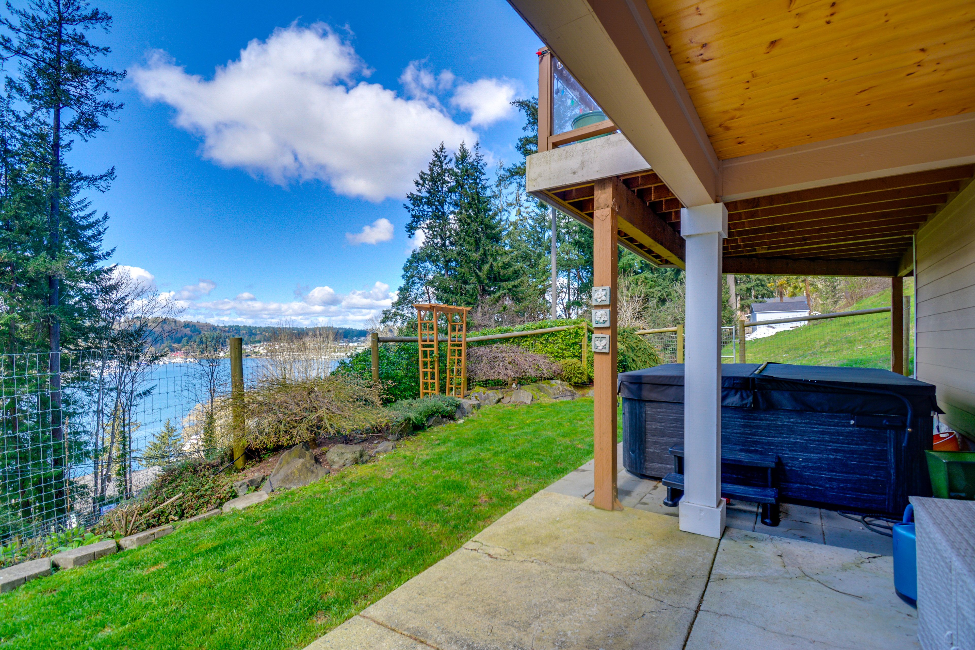 Patio | Private Hot Tub