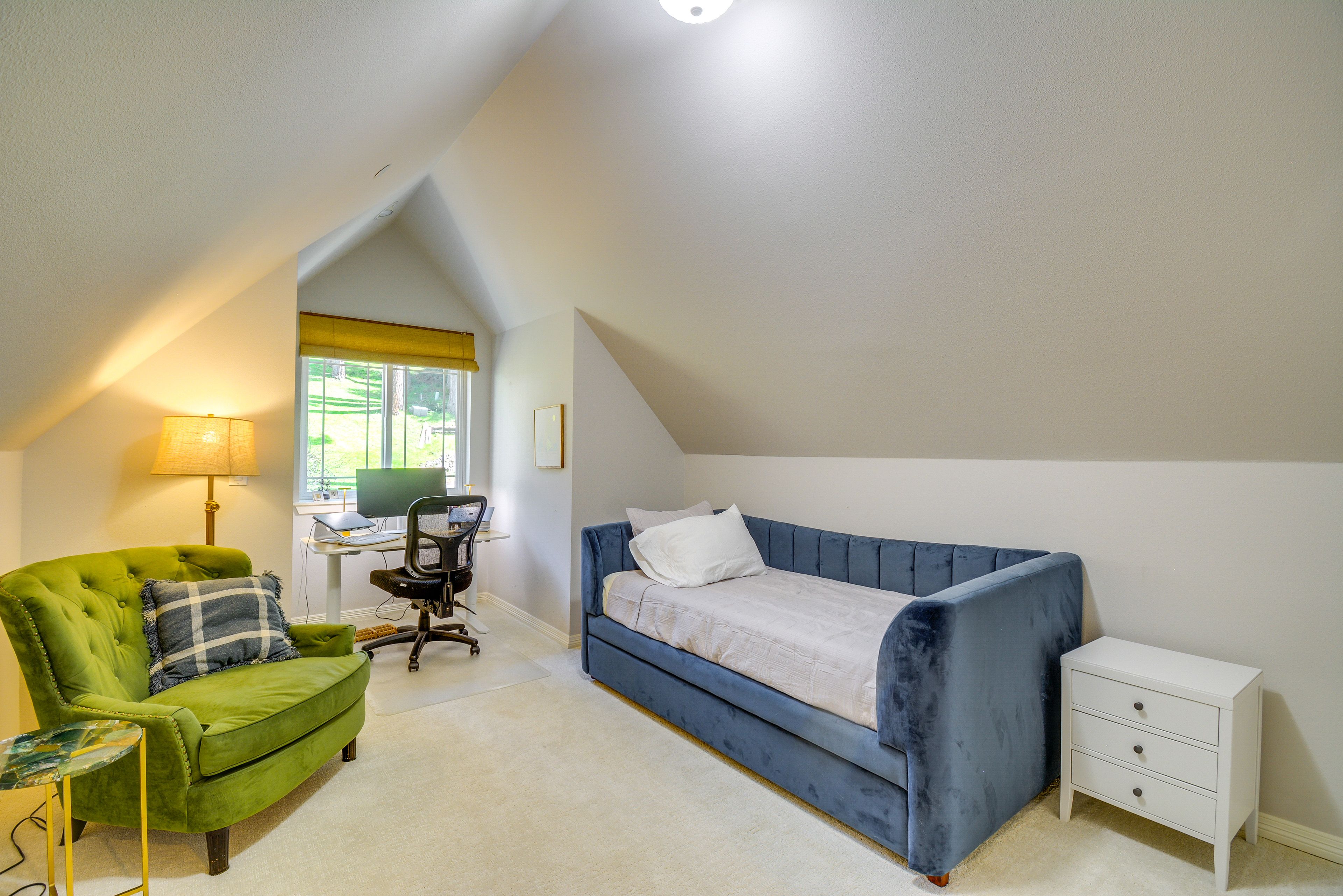 Bedroom 3 | 2nd Floor | Twin Bed w/ Twin Daybed