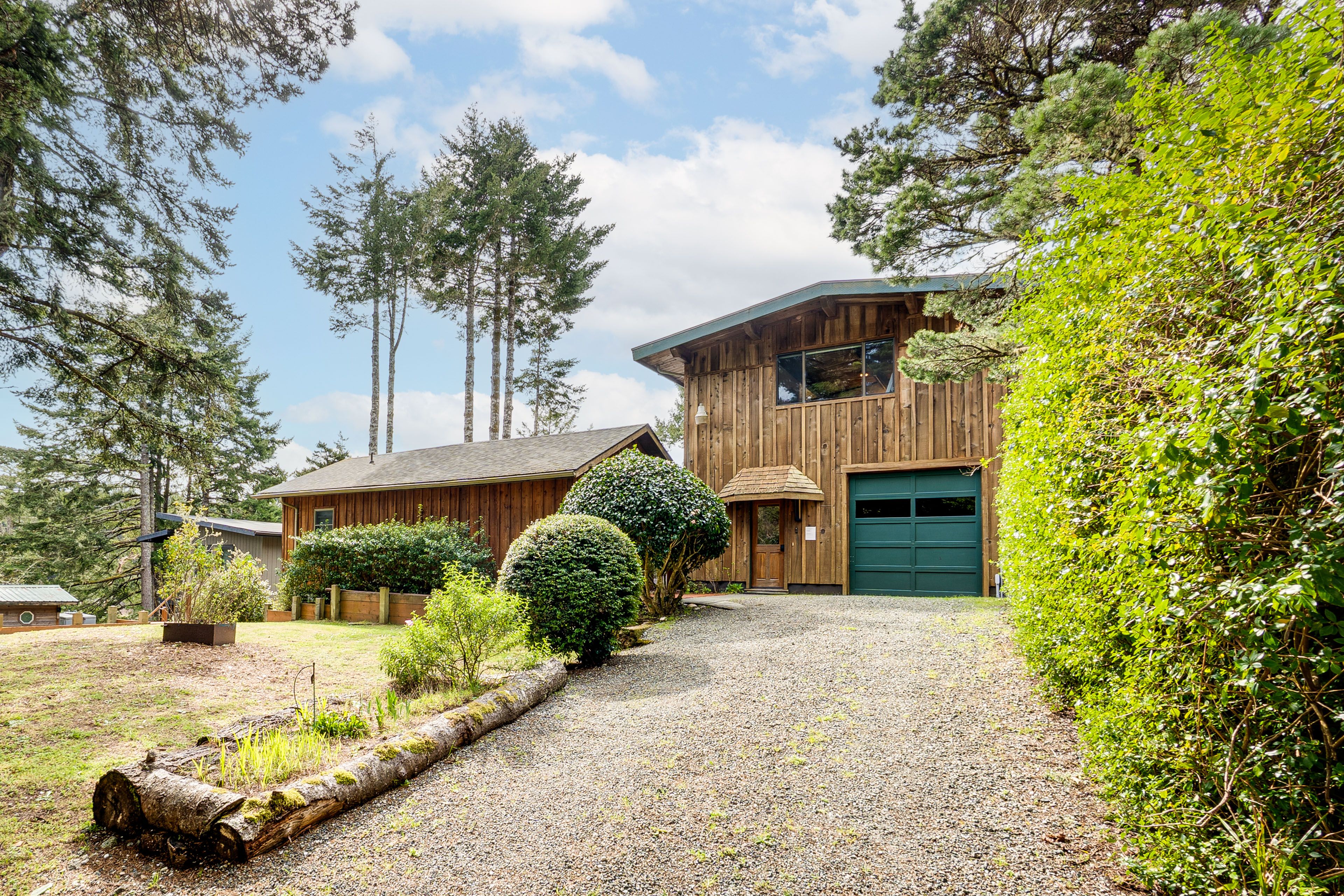 Parking | Driveway (4 Vehicles) | EV Charger On-Site