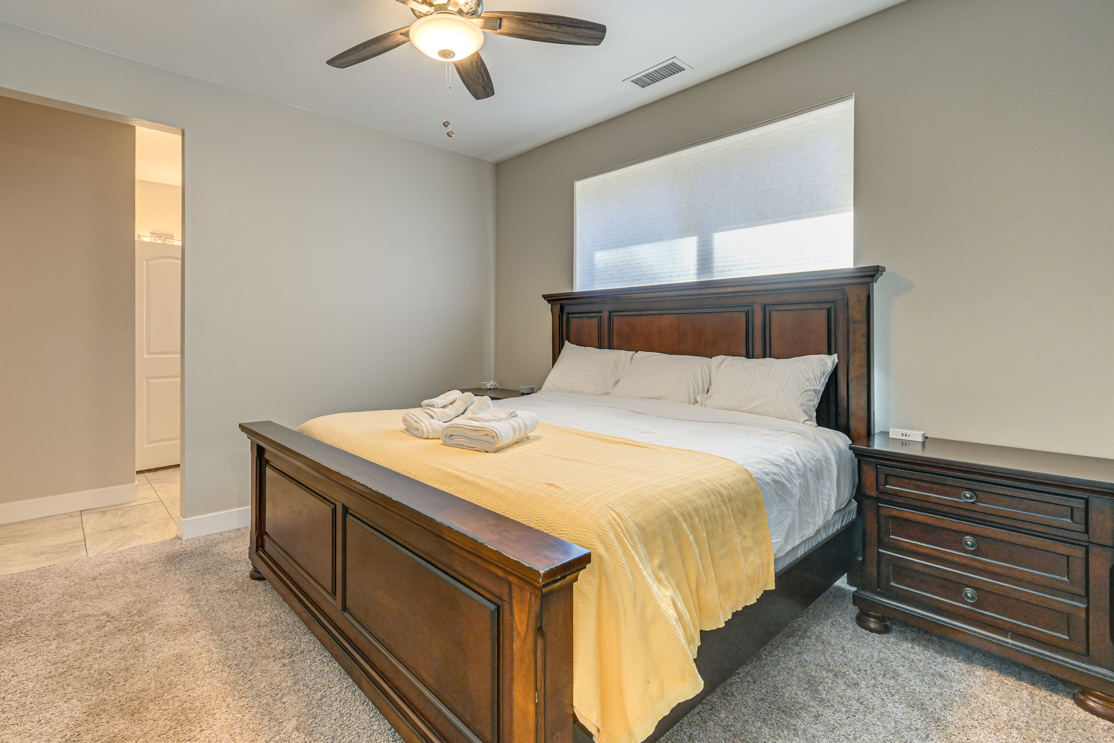 Bedroom 1 | King Bed | 1st Floor