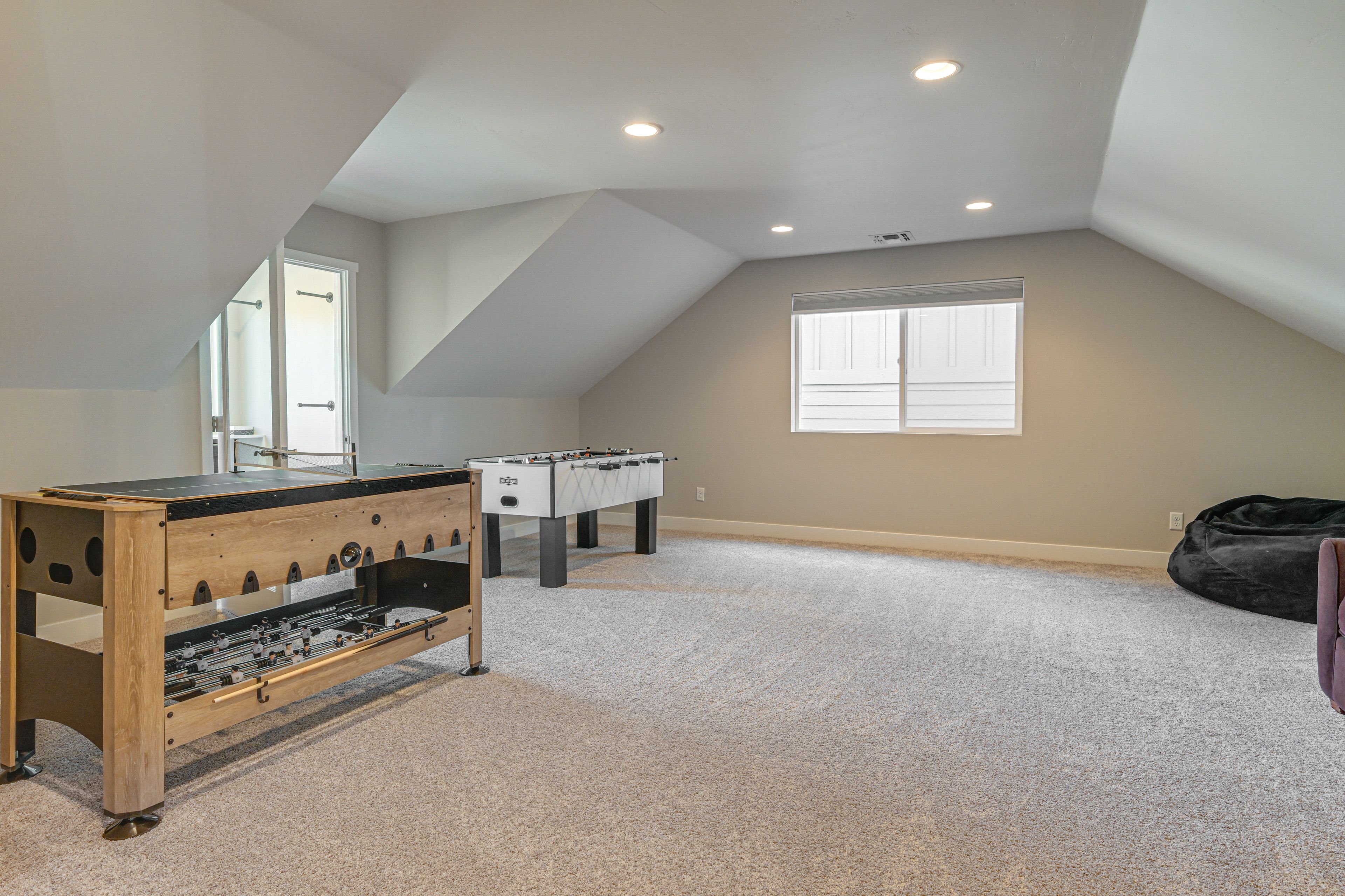 Game Room | Queen Sleeper Sofa | Reversible Ping-Pong/Pool Table | 2nd Floor