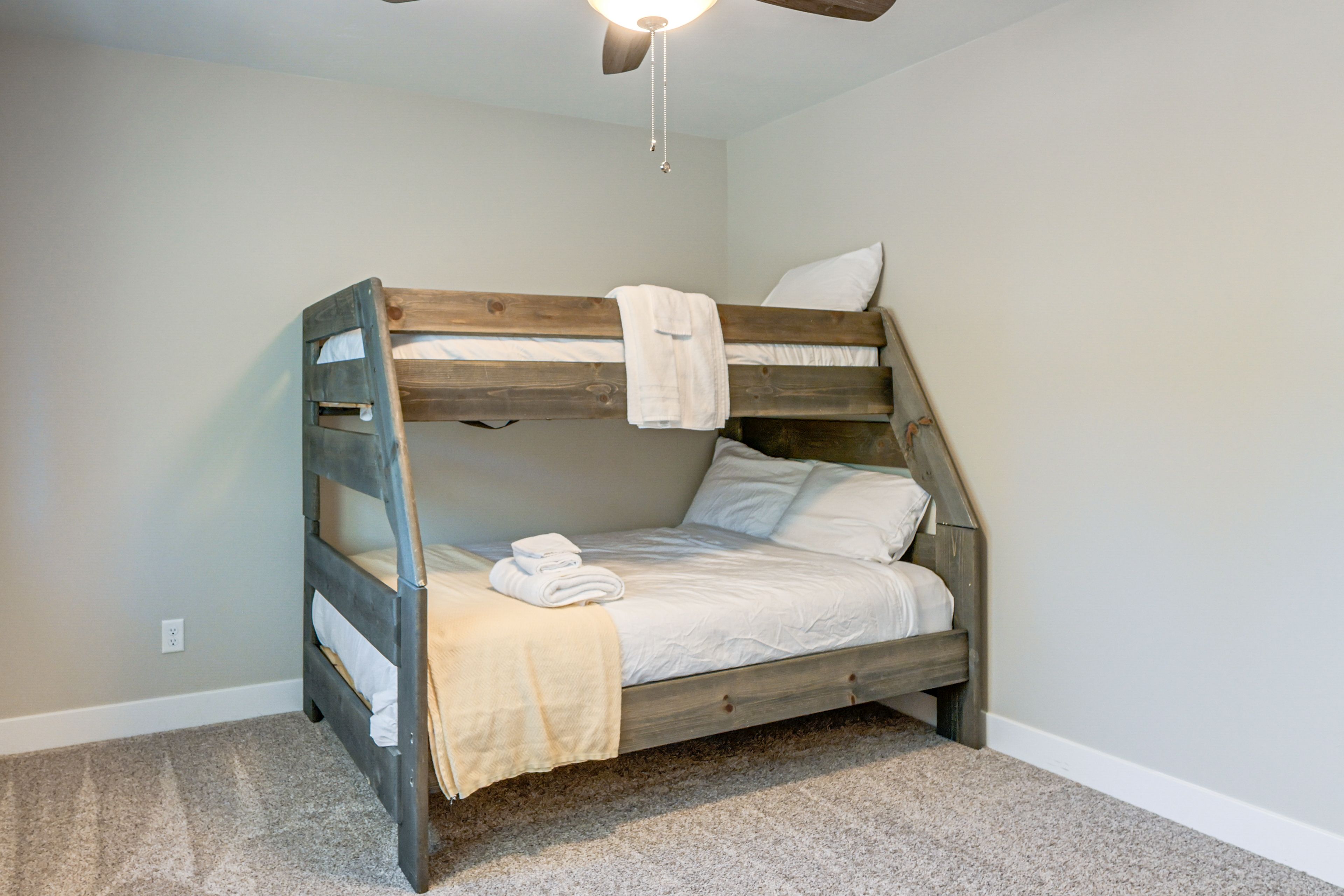 Bedroom 4 | Twin/Full Bunk Bed | 2nd Floor