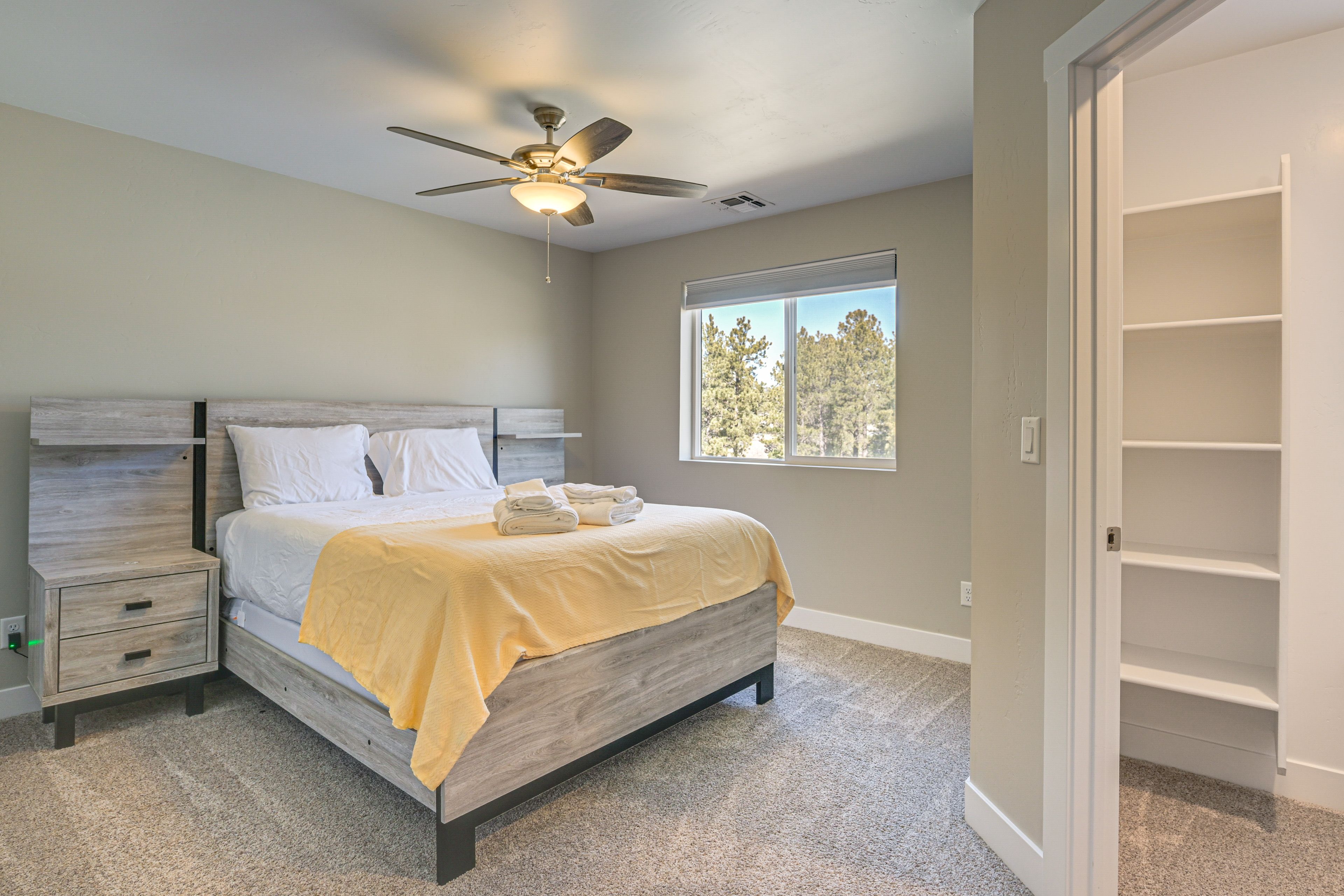 Bedroom 3 | Queen Bed | 2nd Floor