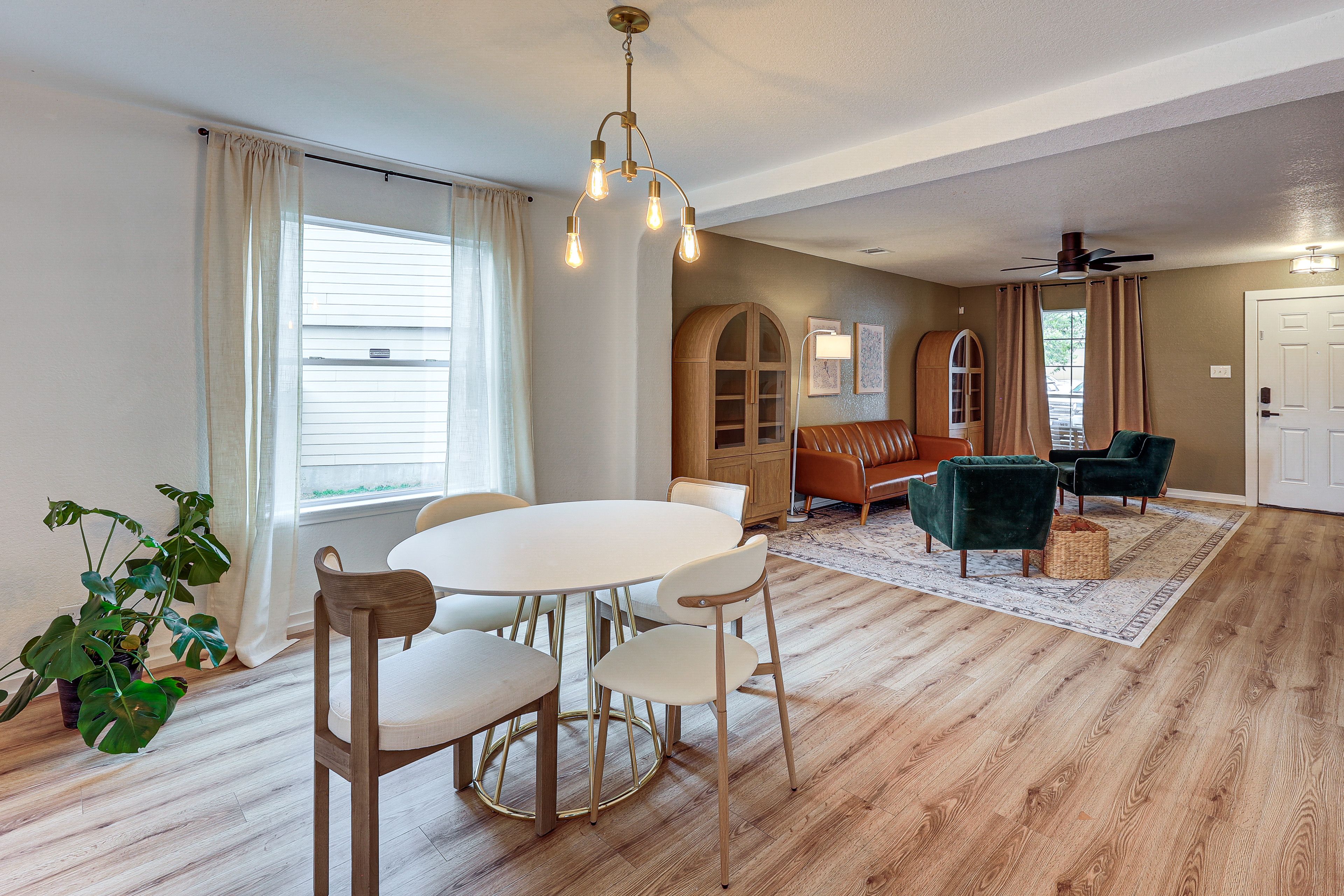 Front Dining Table | 1st Floor