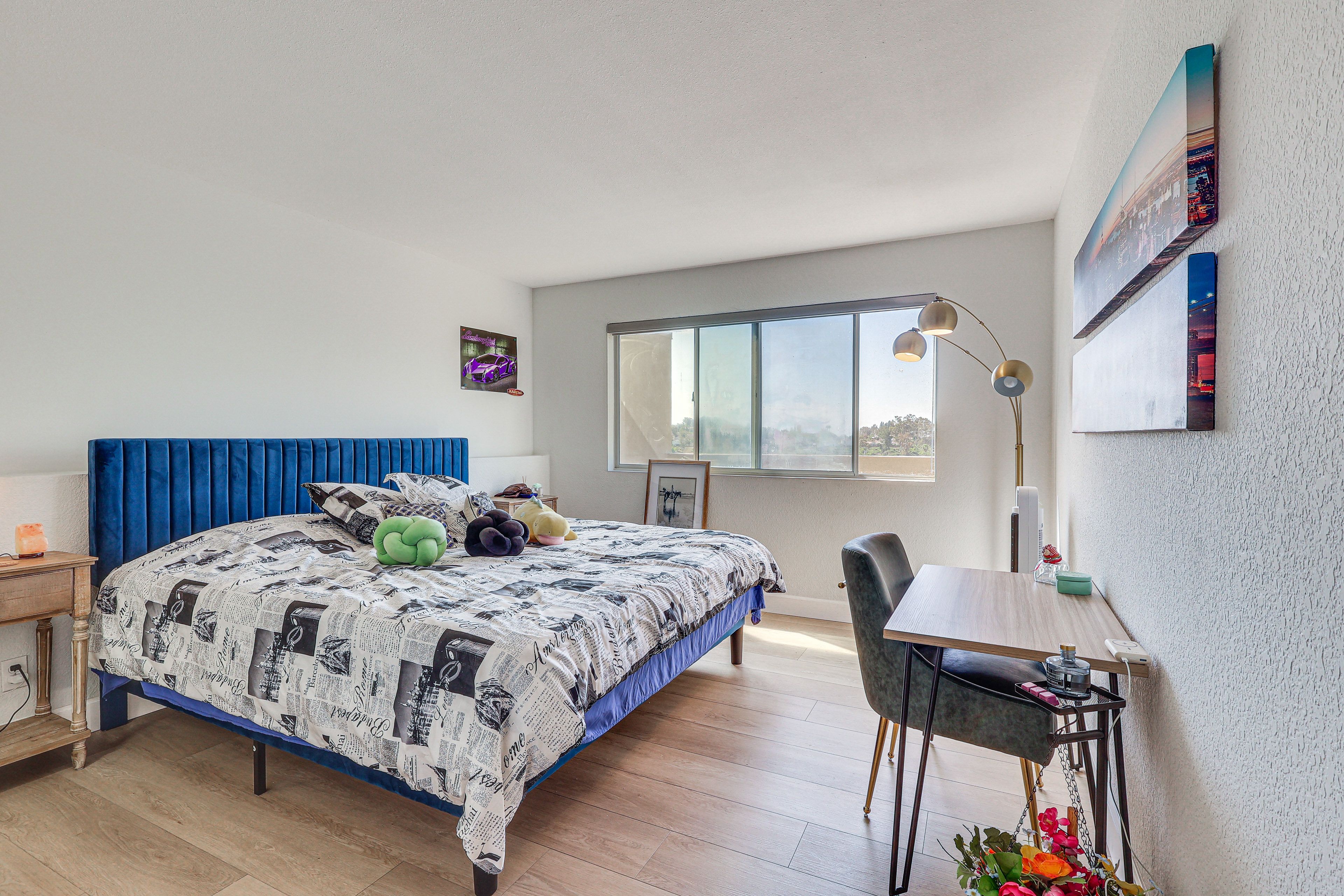 Bedroom 2 | King Bed | 2nd Floor